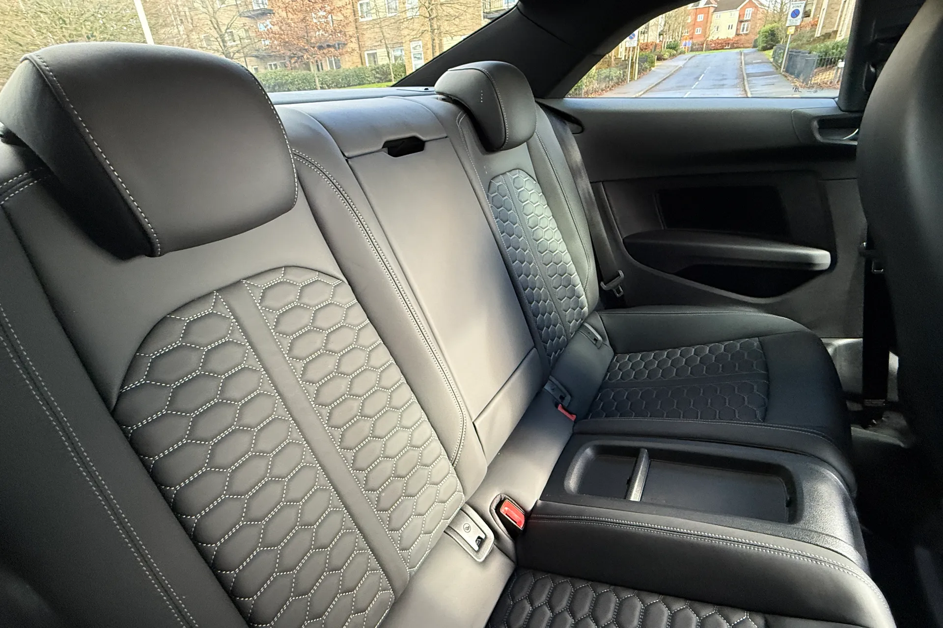 Audi RS5 thumbnail image number 48