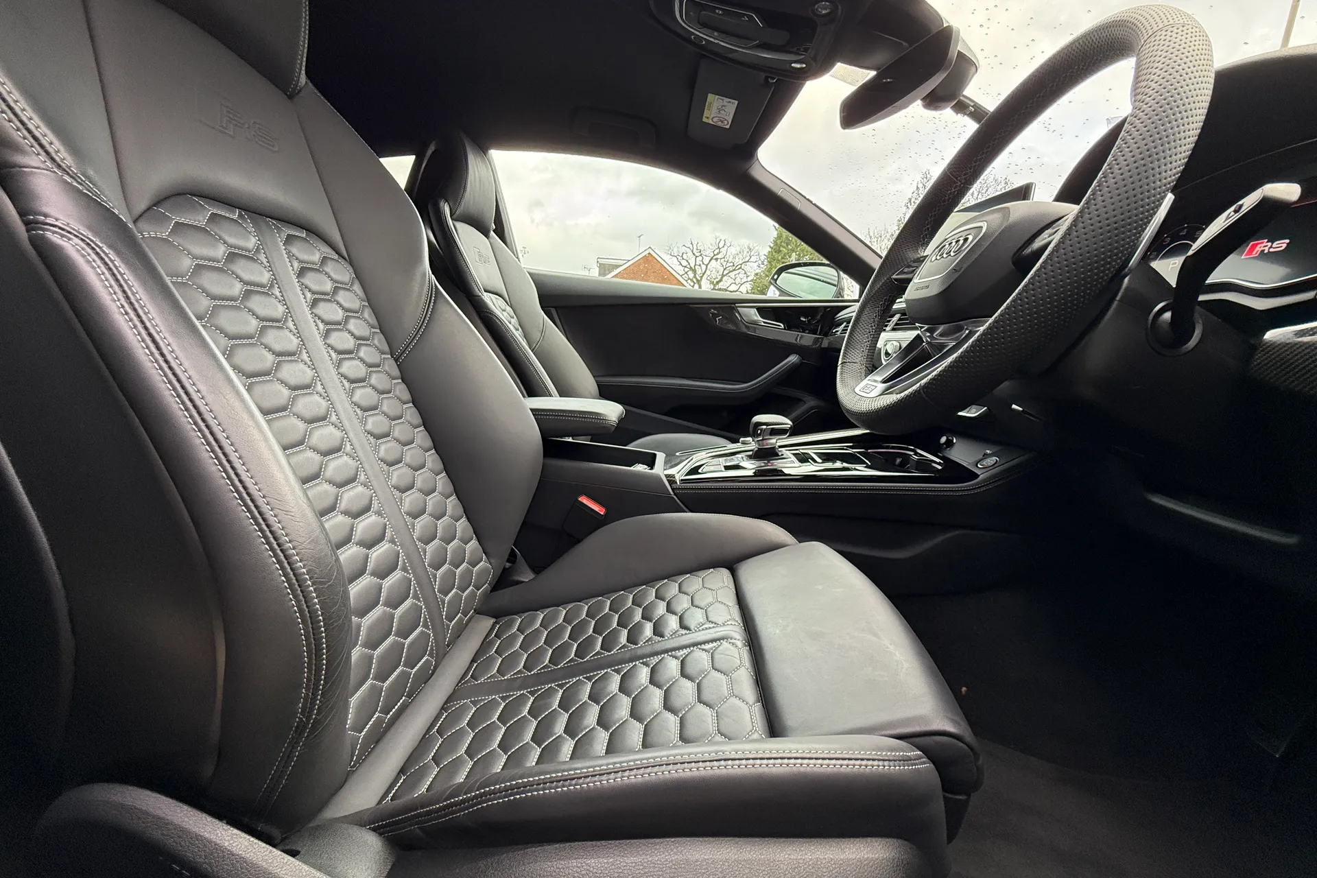 Audi RS5 thumbnail image number 76