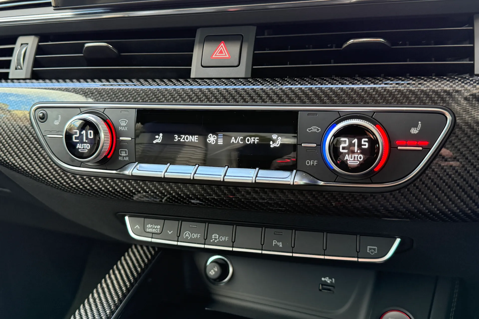 Audi RS5 thumbnail image number 15