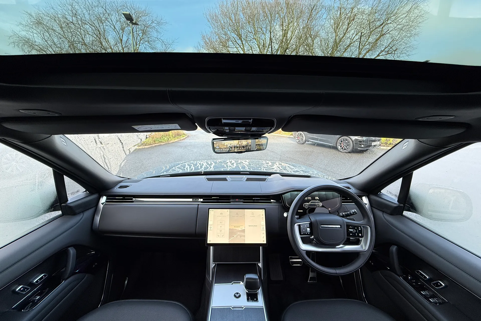 LAND ROVER RANGE ROVER thumbnail image number 3