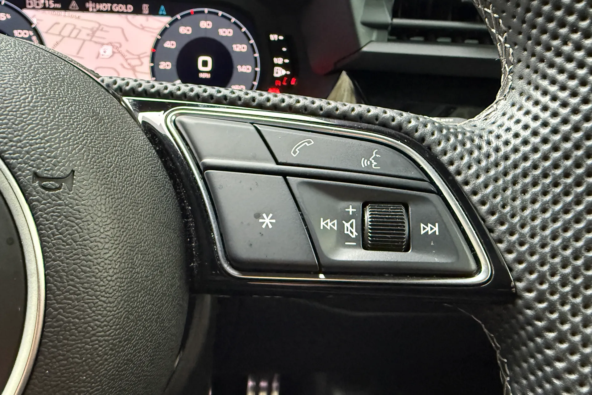 Audi A3 thumbnail image number 11