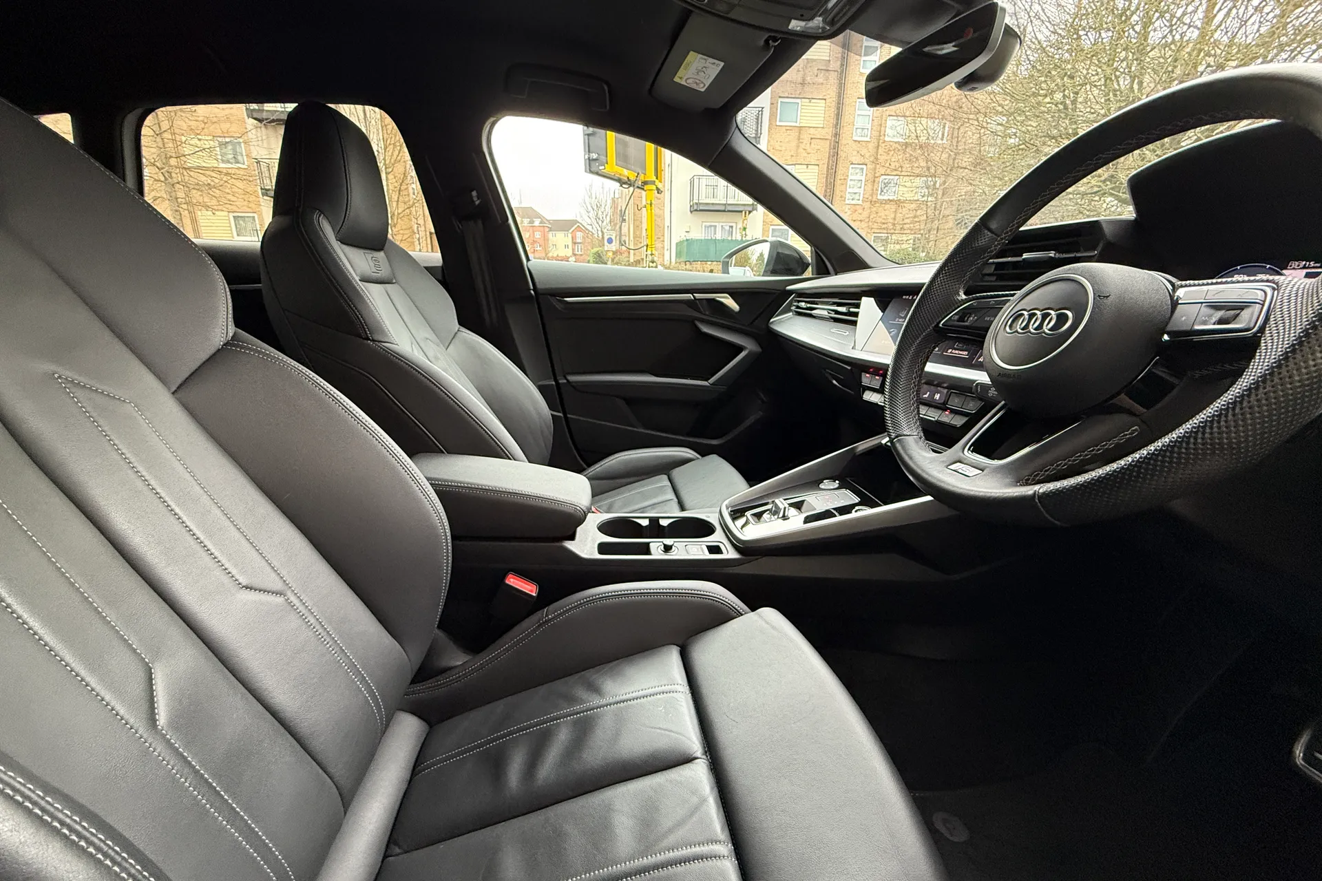 Audi A3 thumbnail image number 28