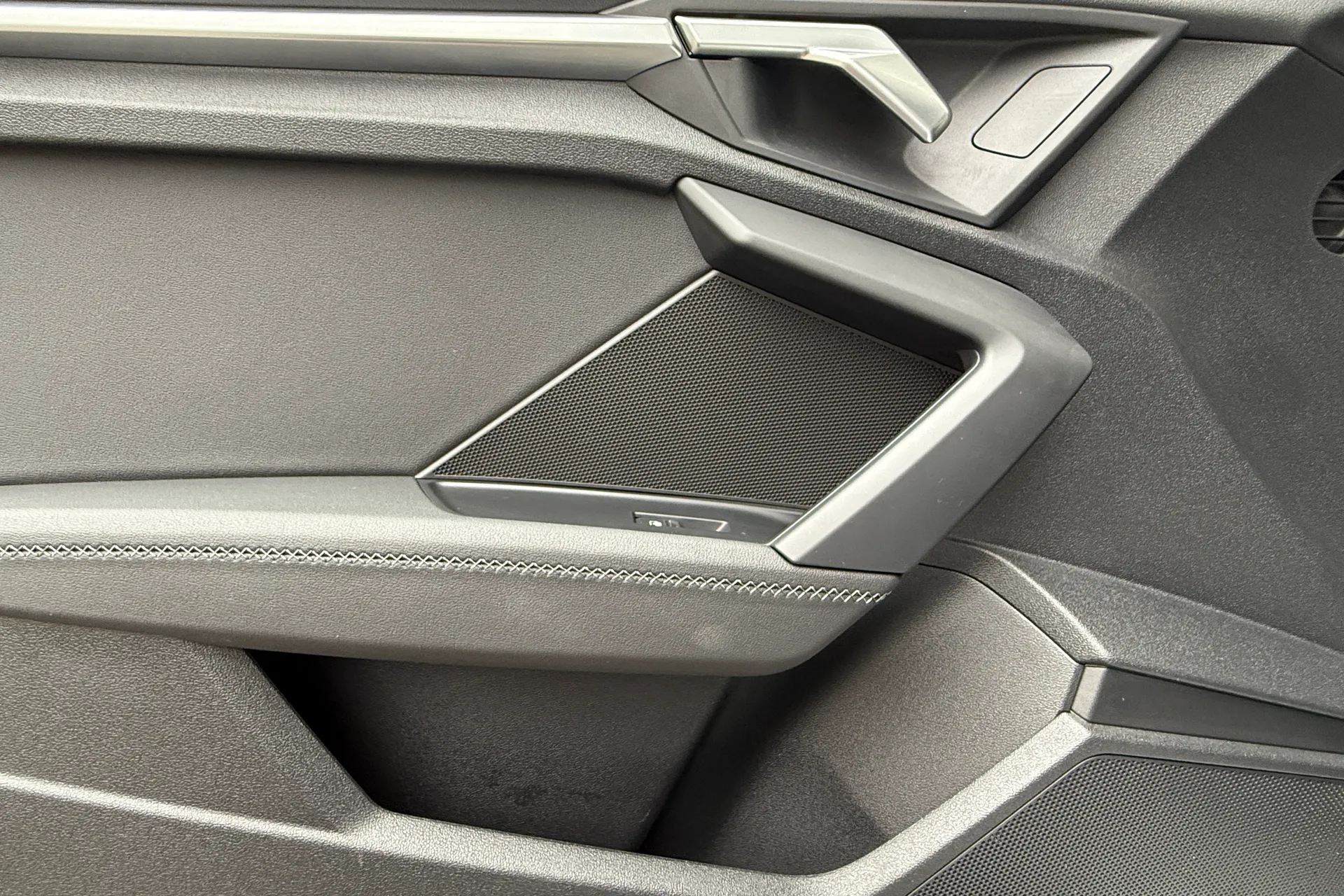 Audi A3 thumbnail image number 53