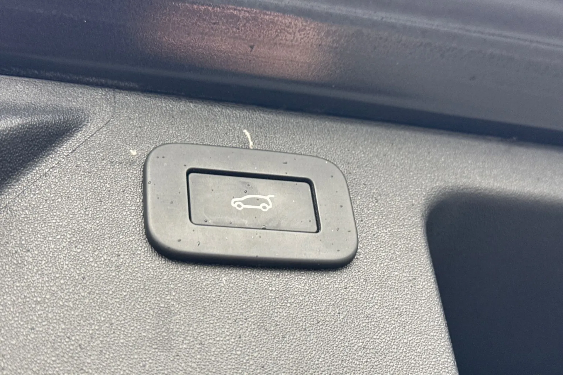 LAND ROVER DISCOVERY SPORT thumbnail image number 32