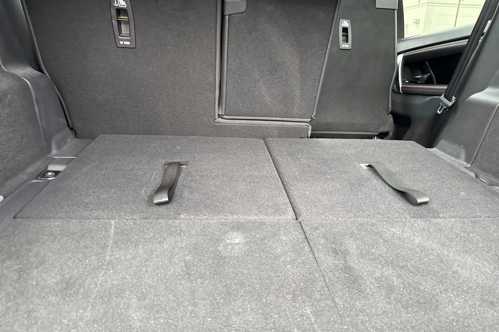 LAND ROVER DISCOVERY SPORT thumbnail image number 31