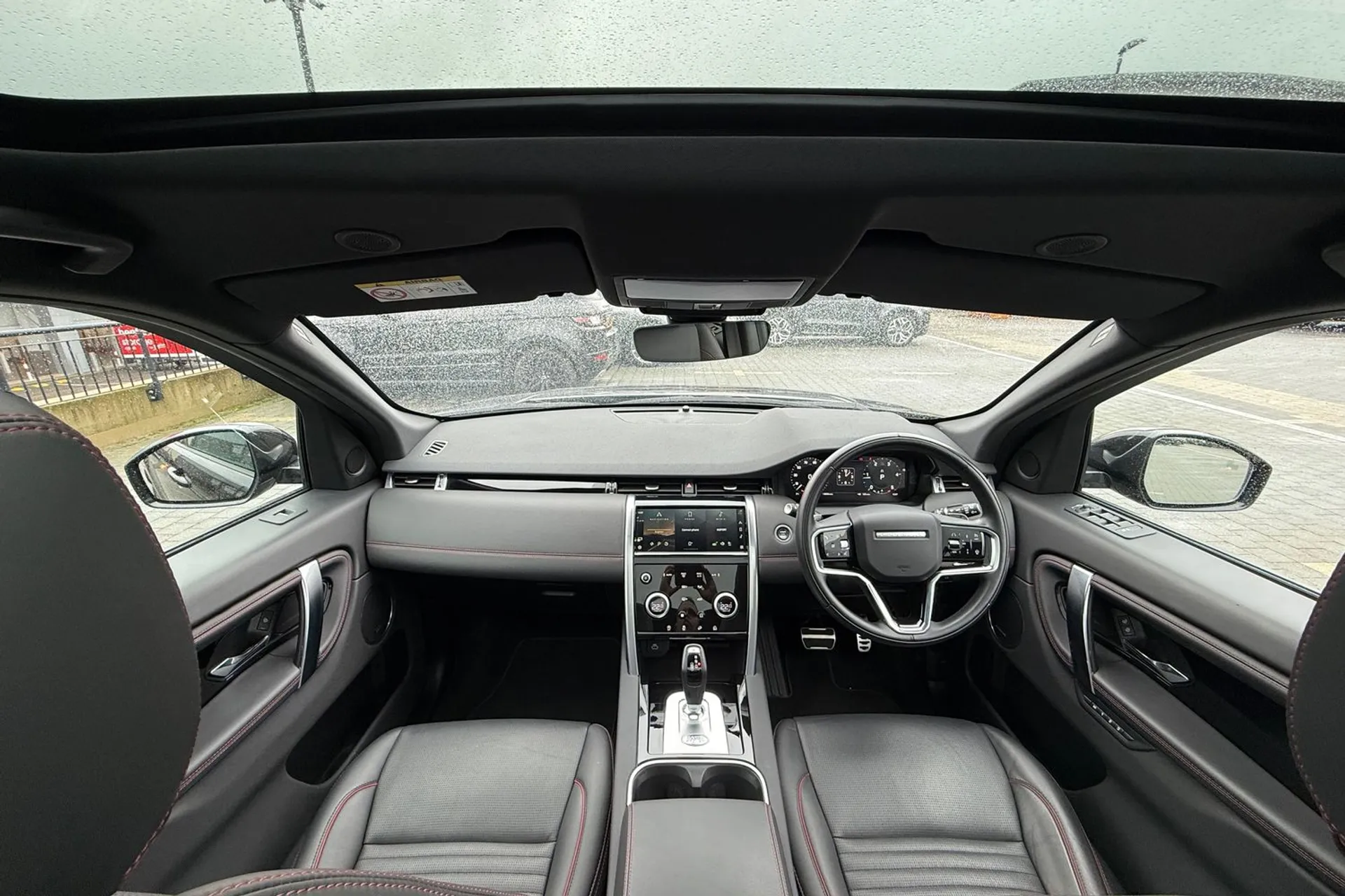 LAND ROVER DISCOVERY SPORT thumbnail image number 4