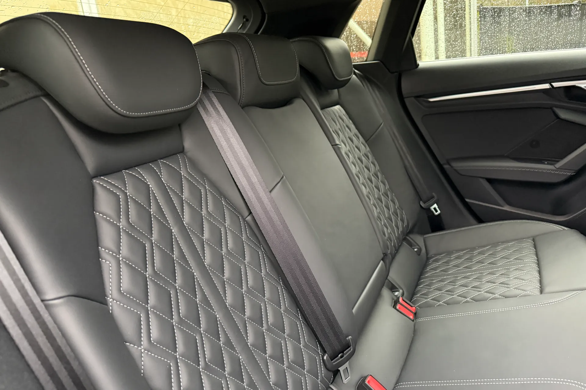 Audi A3 thumbnail image number 32