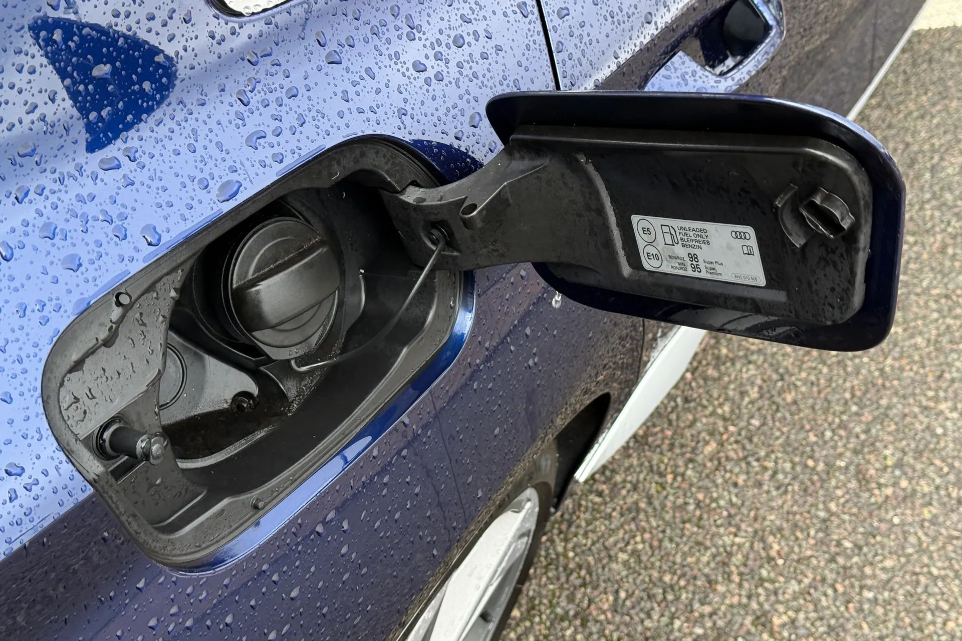 Audi A3 thumbnail image number 31