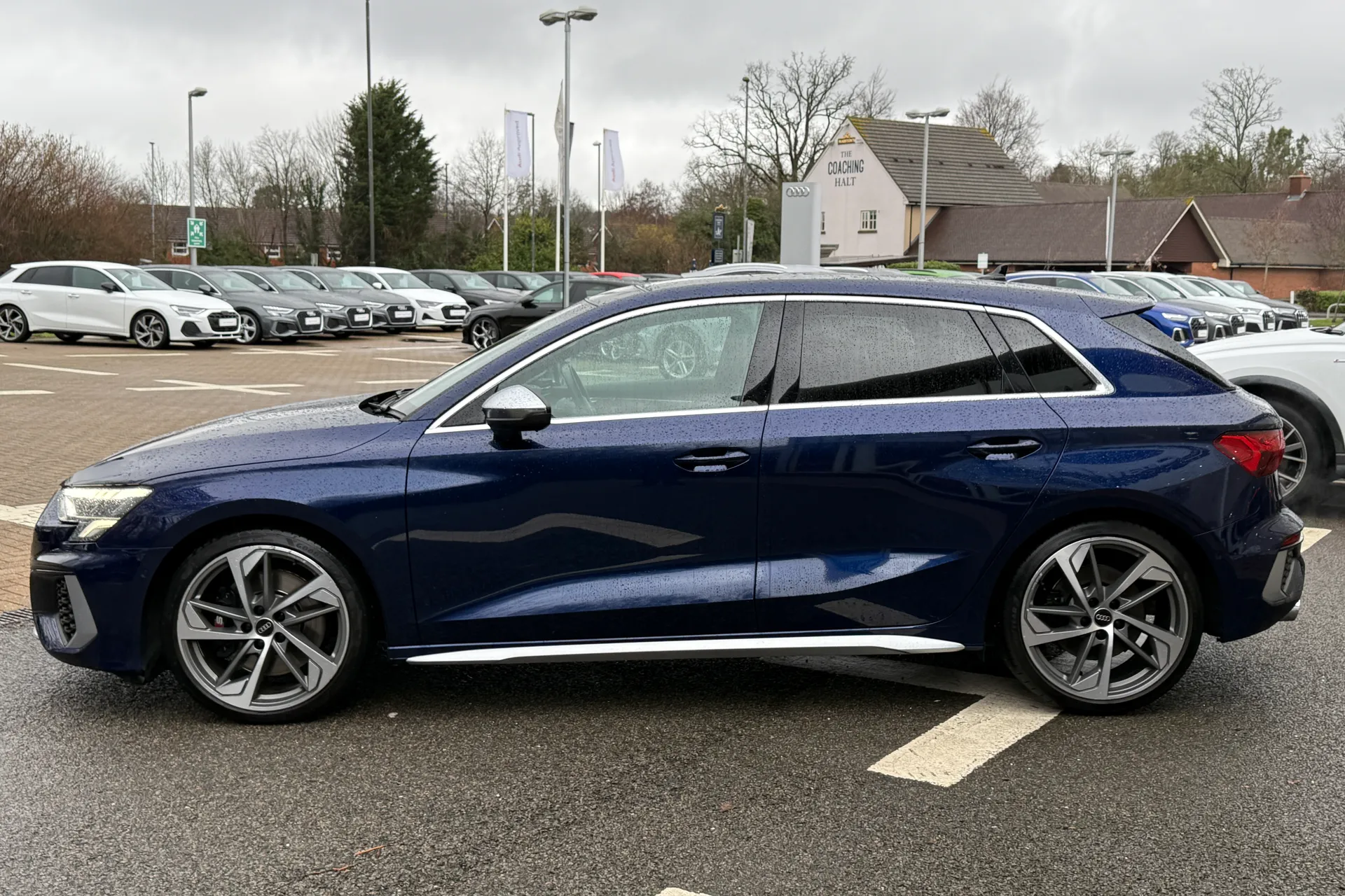 Audi A3 thumbnail image number 45