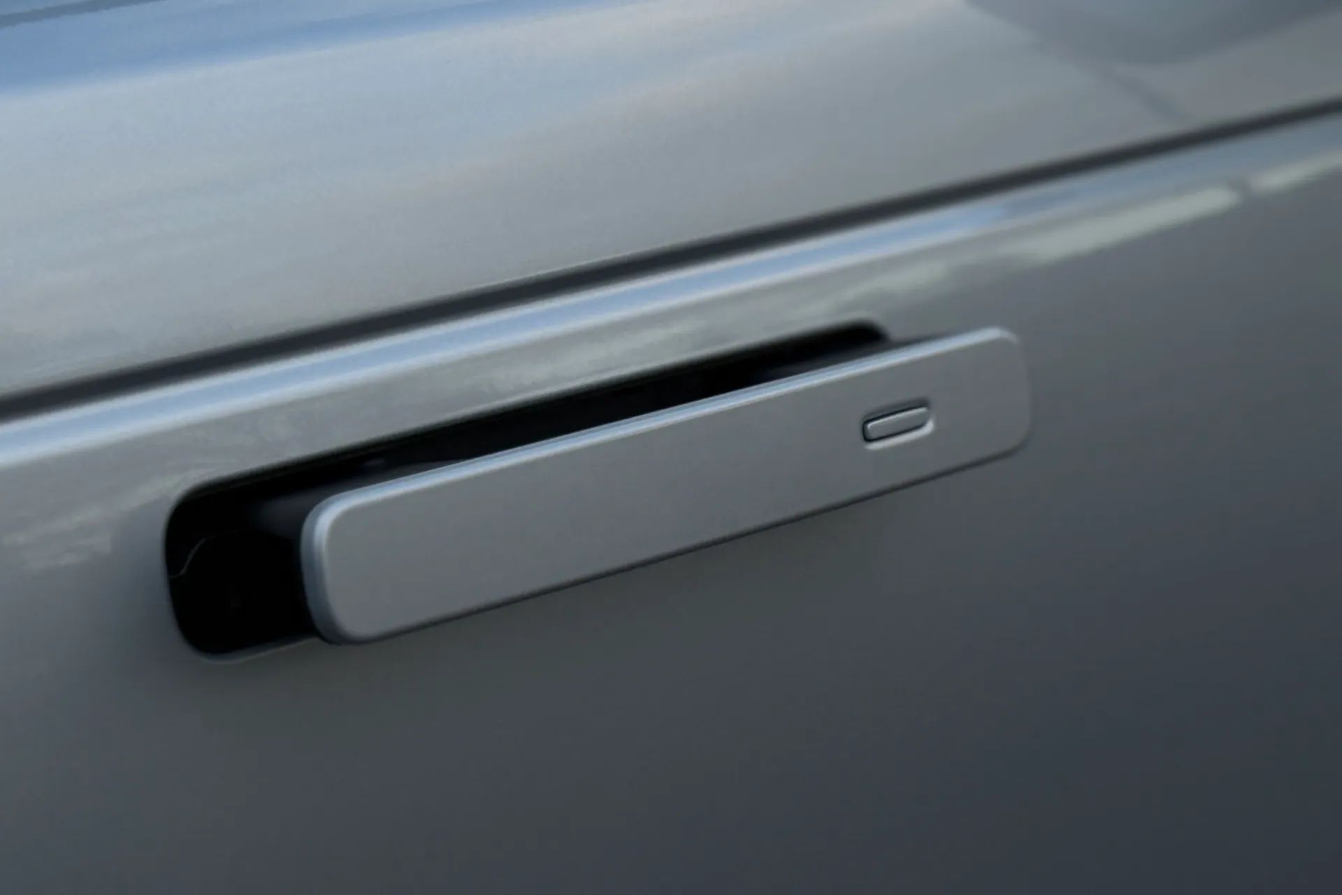 LAND ROVER RANGE ROVER VELAR thumbnail image number 22