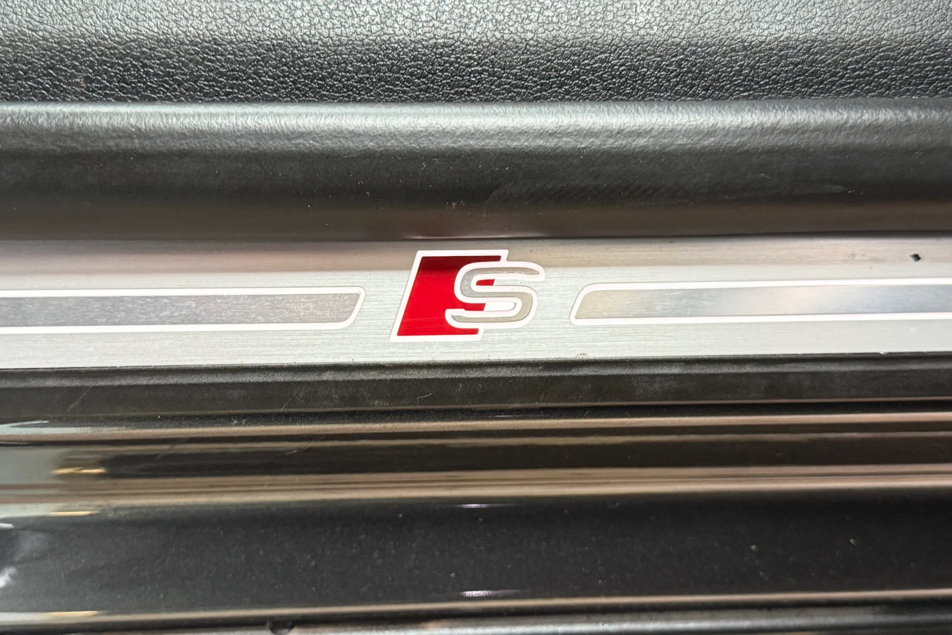 Audi A5 thumbnail image number 38