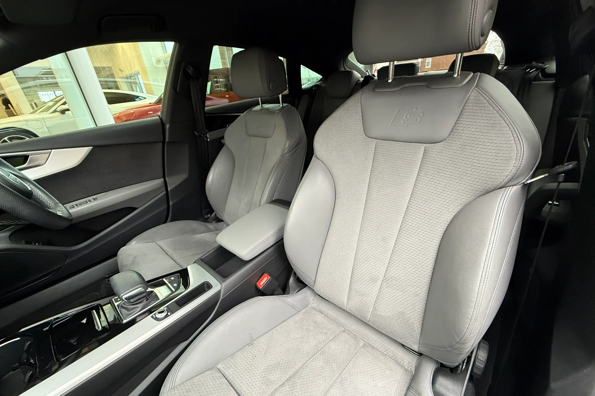 Audi A5 thumbnail image number 60