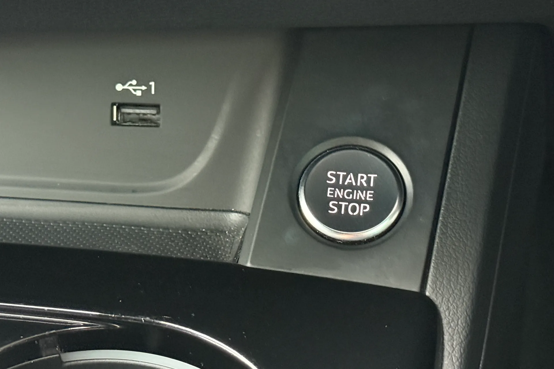 Audi A5 thumbnail image number 19