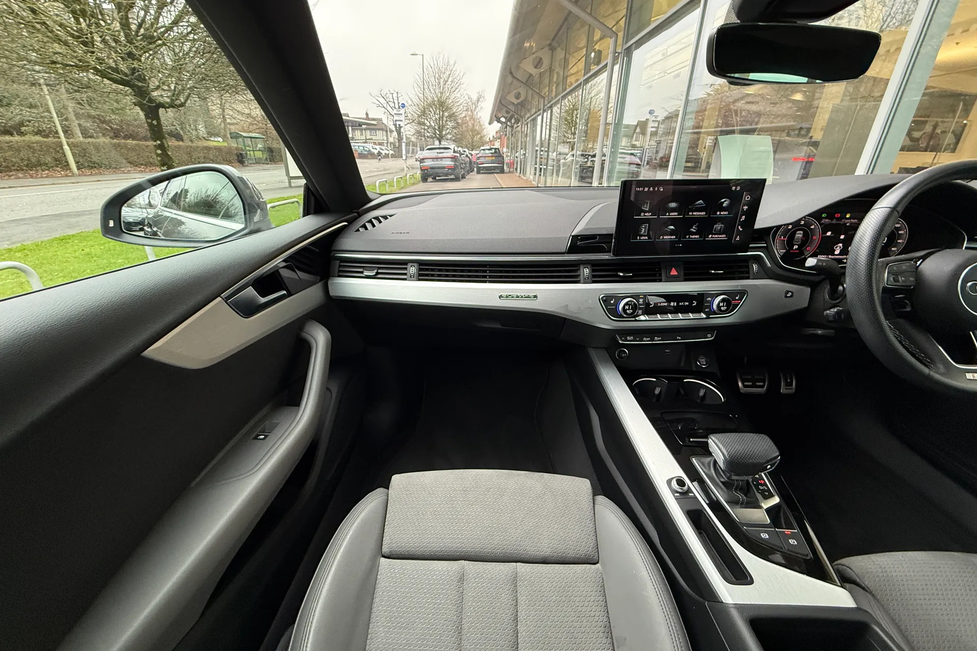 Audi A5 thumbnail image number 43