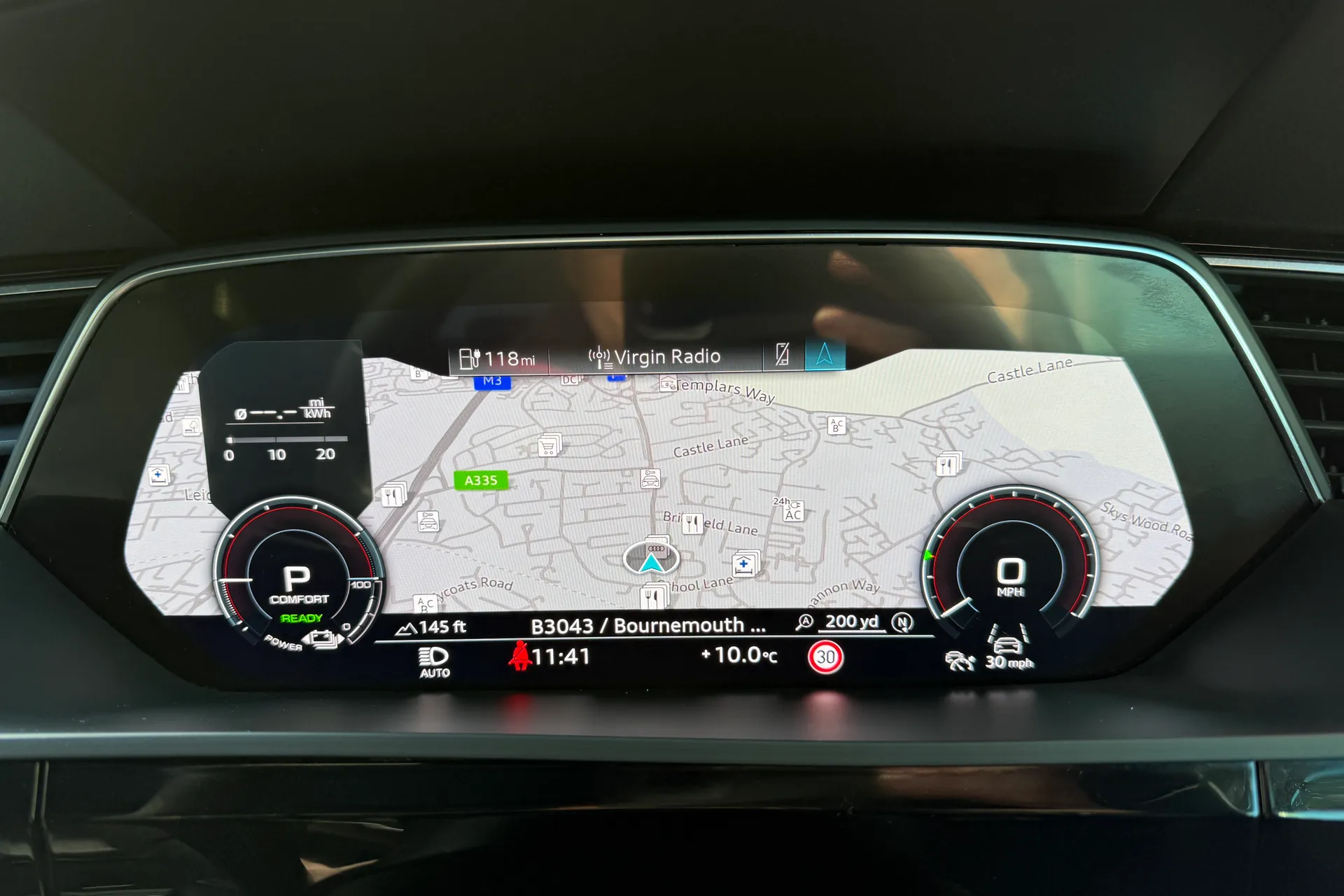 Audi e-tron thumbnail image number 23