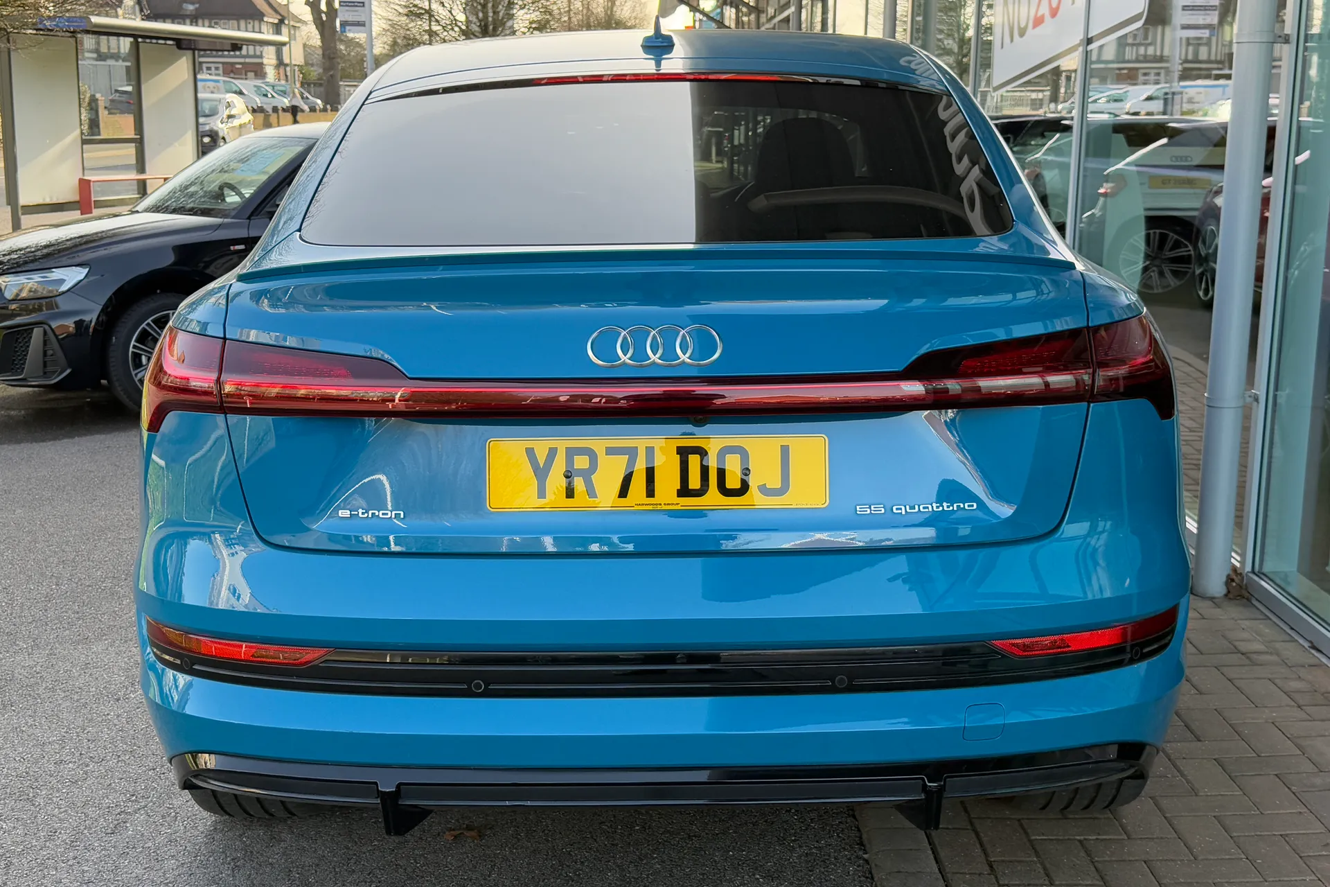 Audi e-tron thumbnail image number 50