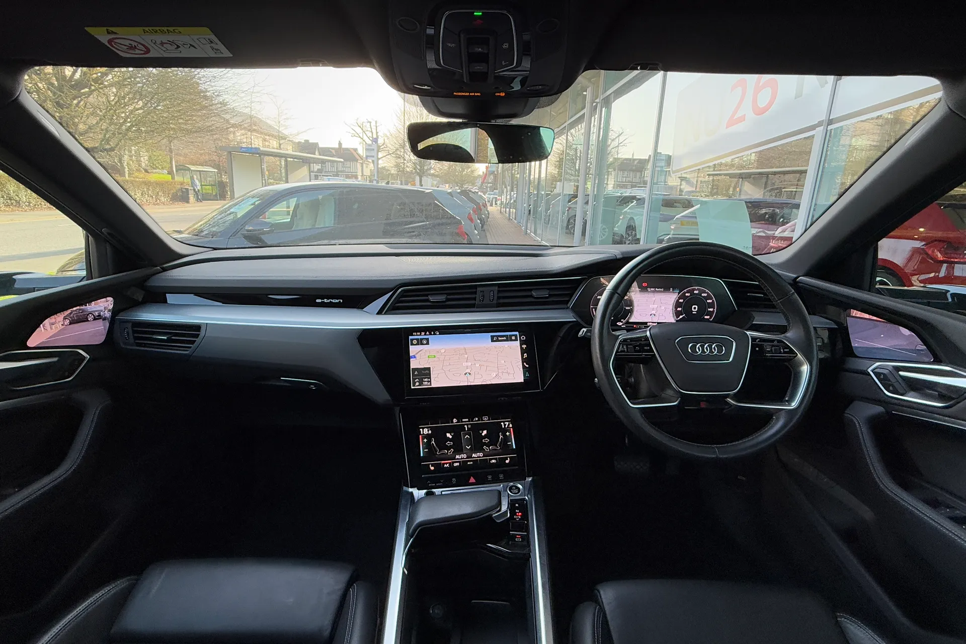 Audi e-tron thumbnail image number 45