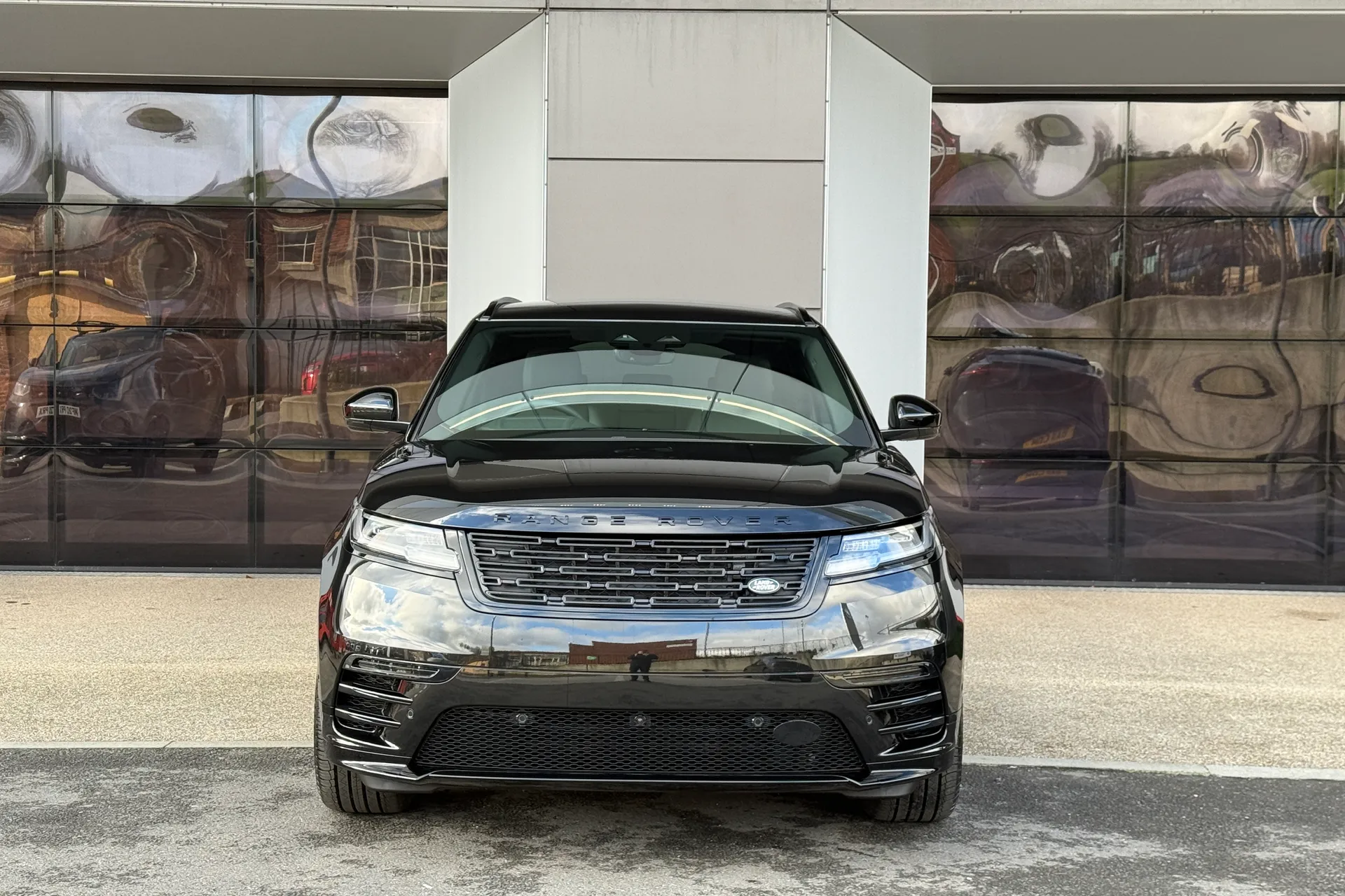 LAND ROVER RANGE ROVER VELAR thumbnail image number 6