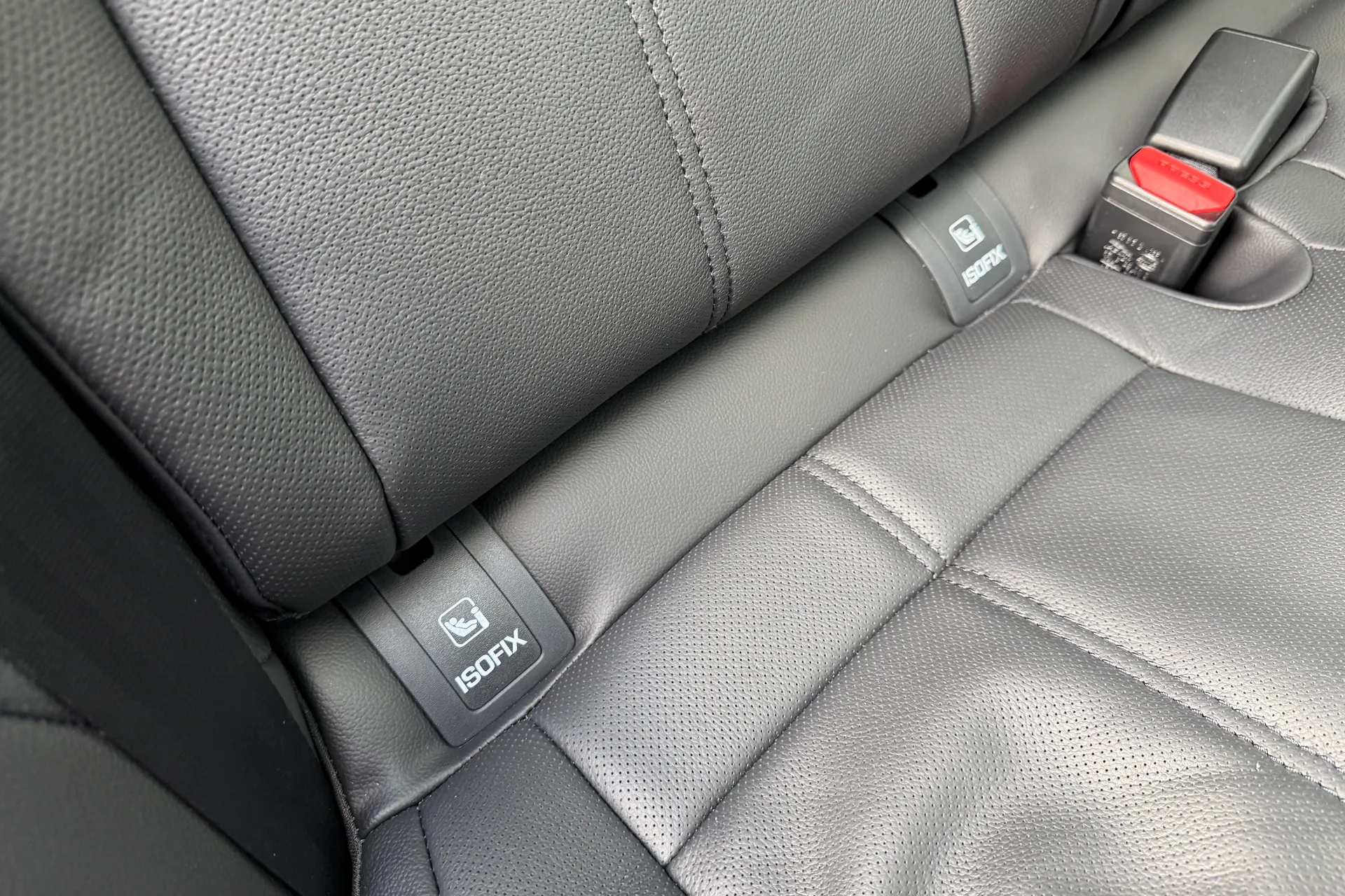 LAND ROVER RANGE ROVER VELAR thumbnail image number 41