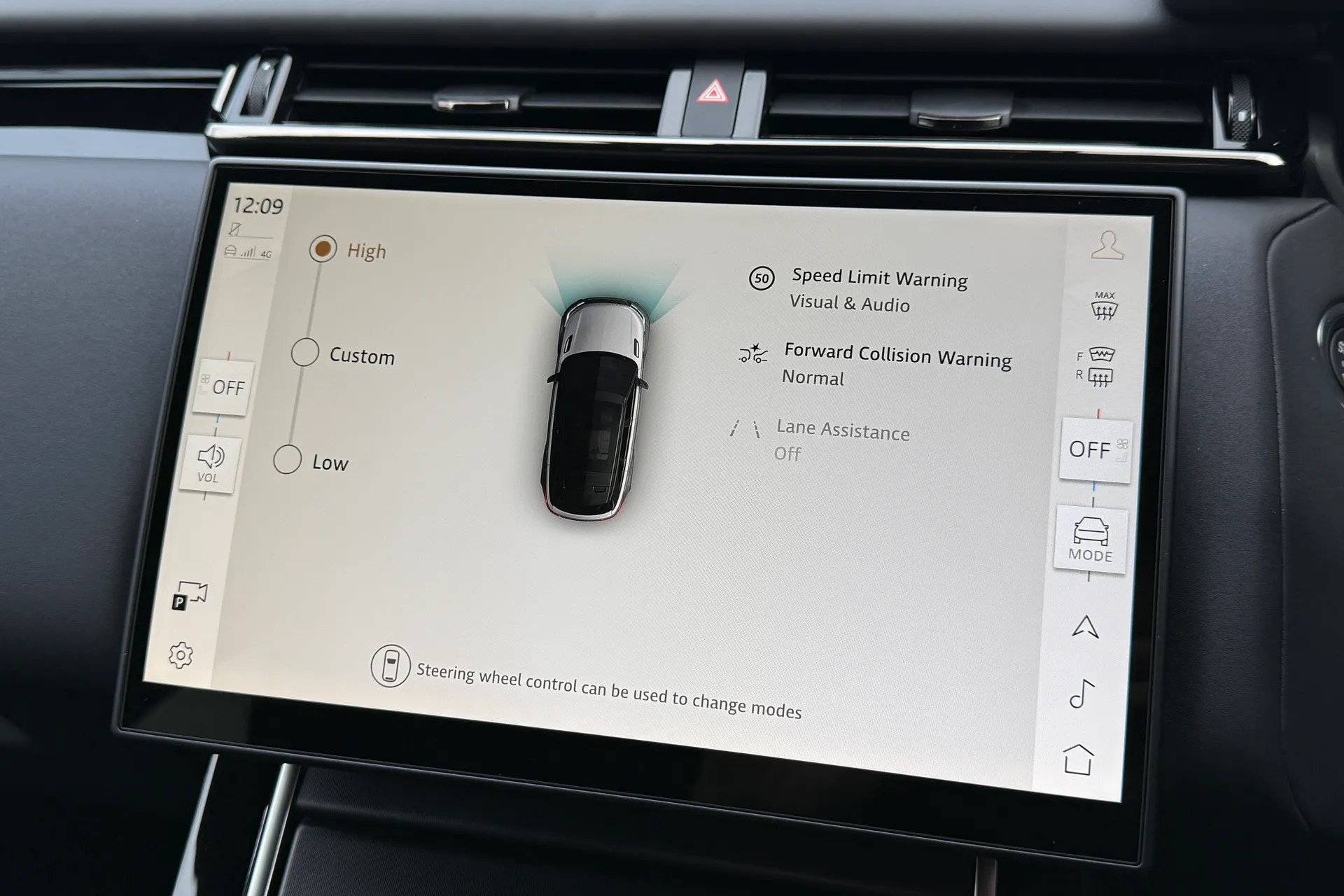 LAND ROVER RANGE ROVER VELAR thumbnail image number 46