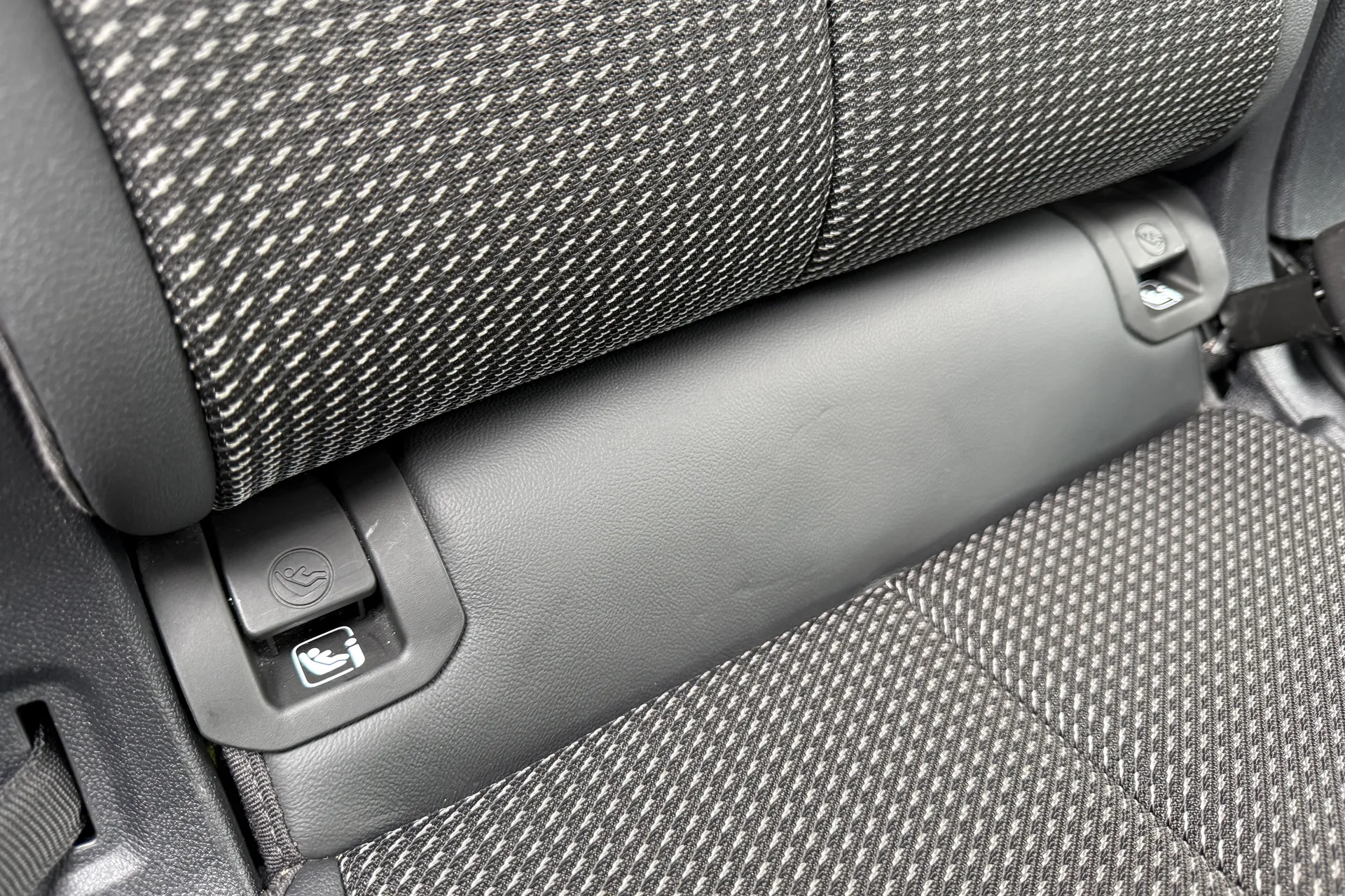 Audi Q3 thumbnail image number 41