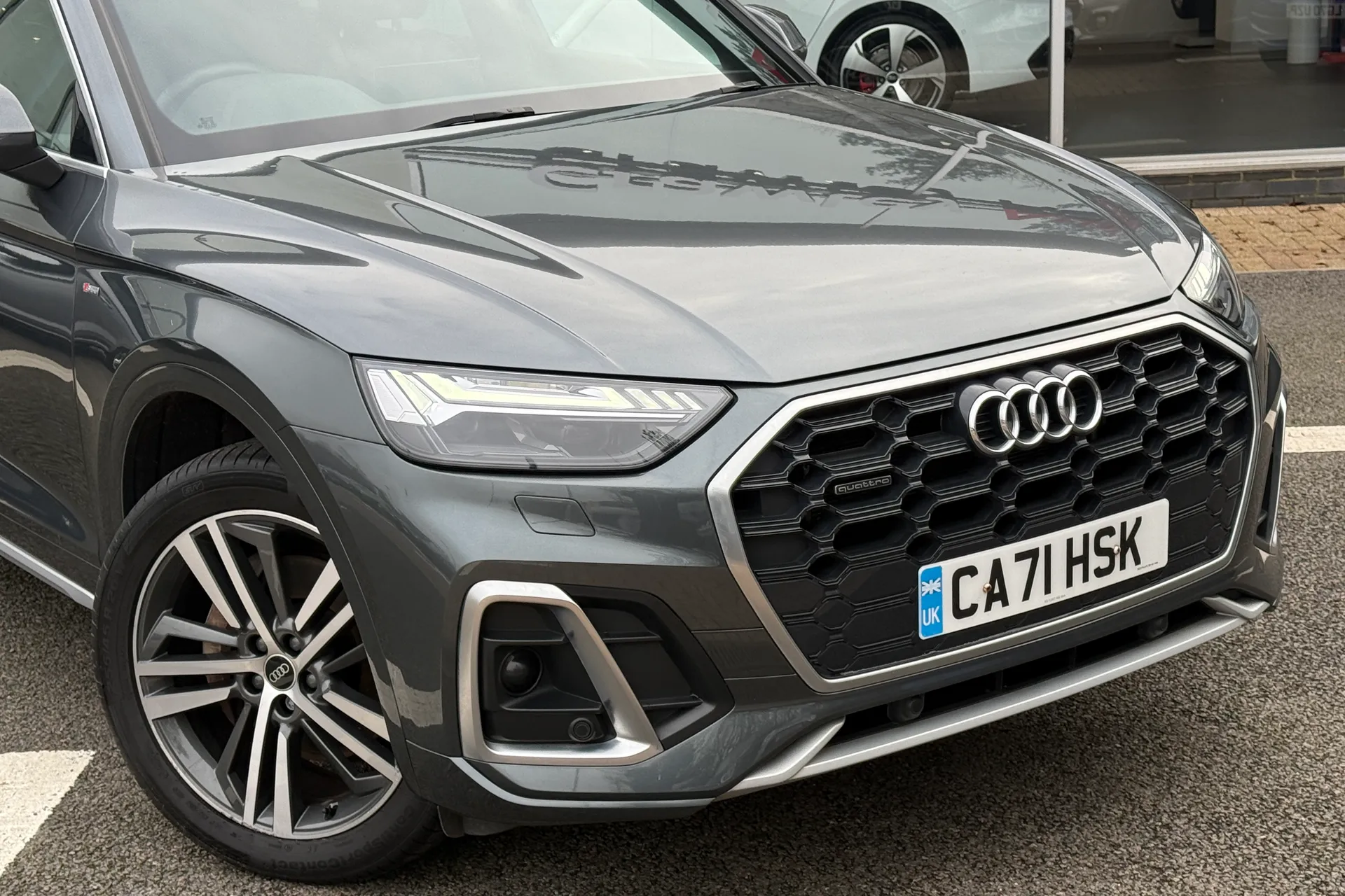 Audi Q5 thumbnail image number 24