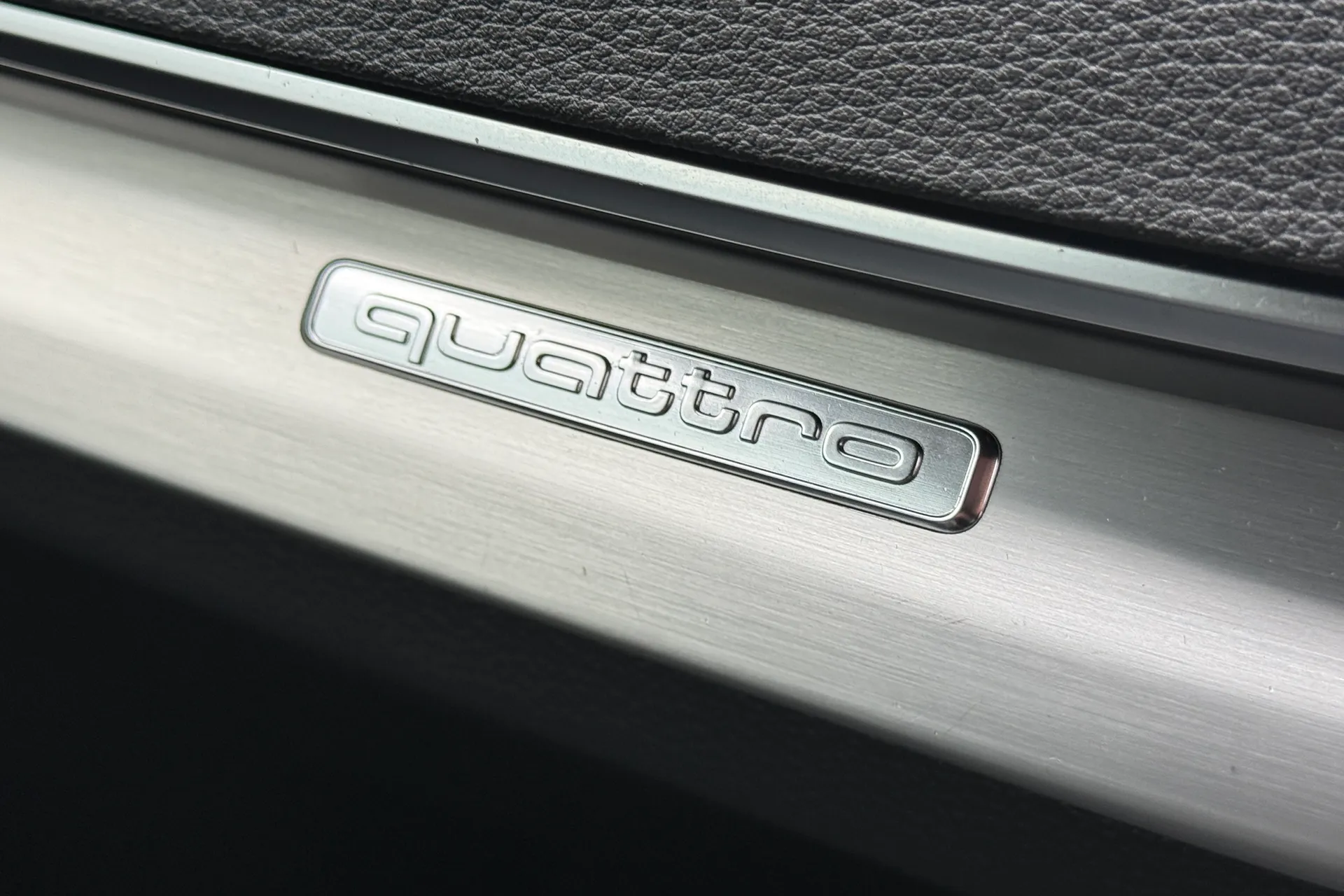 Audi Q5 thumbnail image number 59