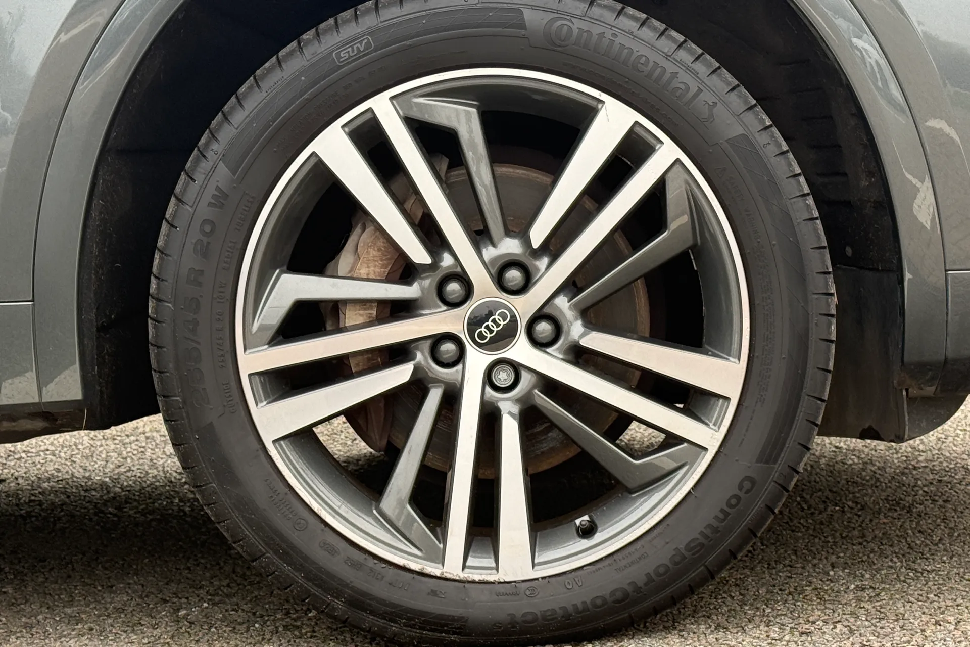 Audi Q5 thumbnail image number 25