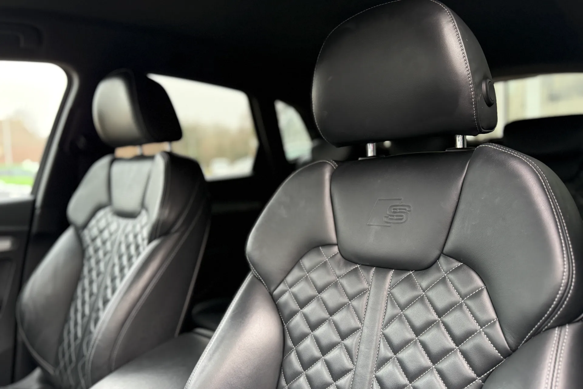 Audi Q5 thumbnail image number 20