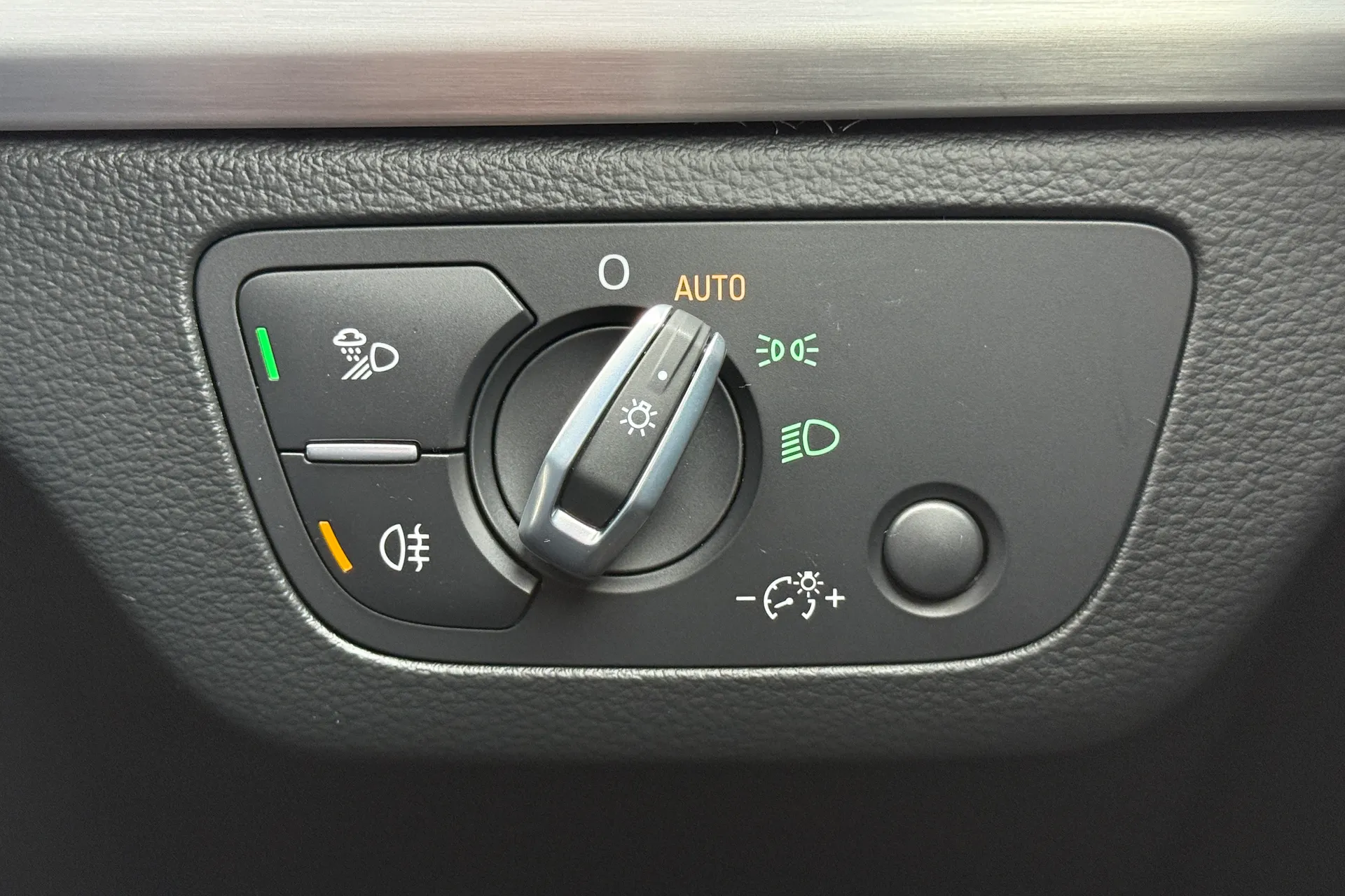 Audi Q5 thumbnail image number 68