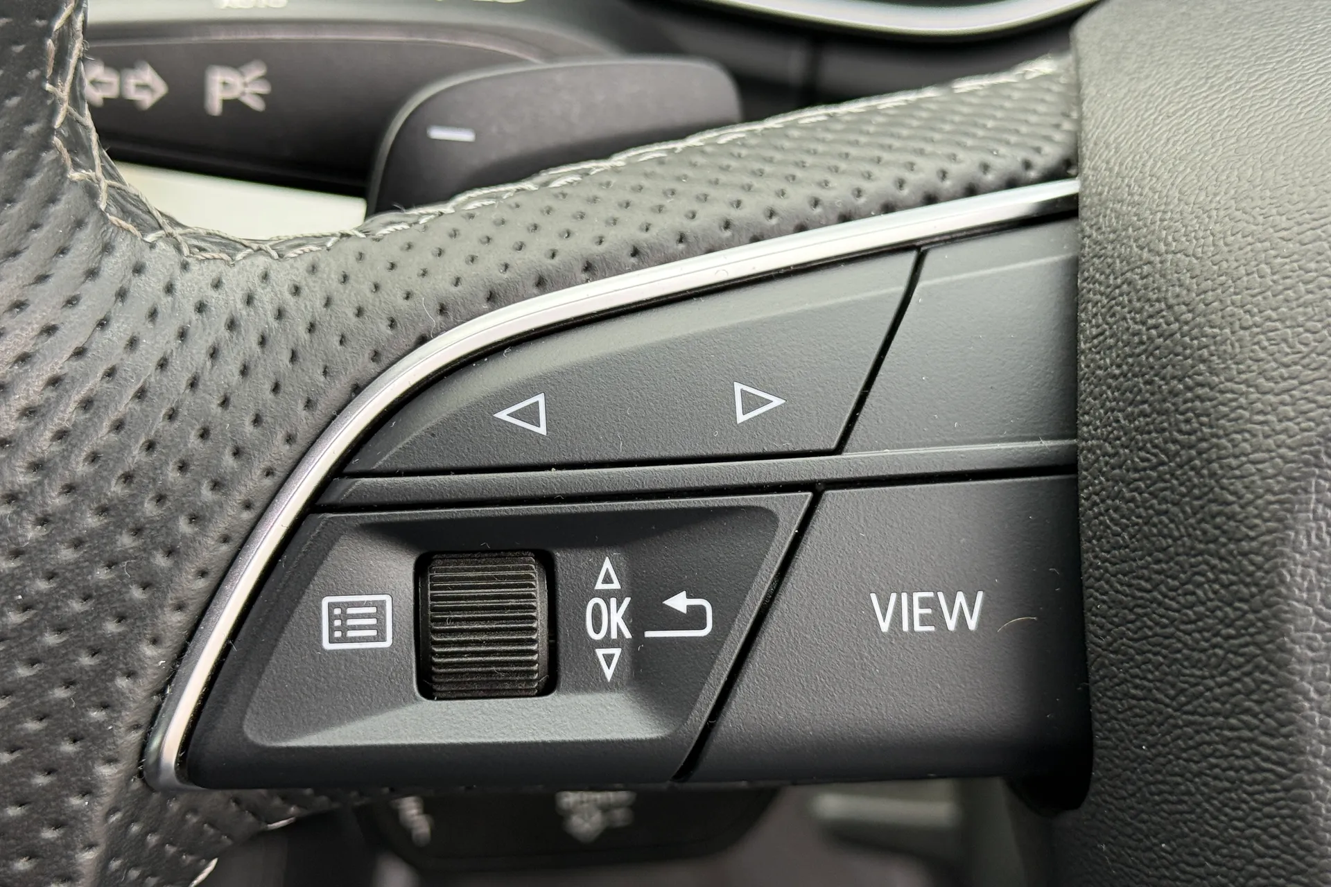 Audi Q5 thumbnail image number 61