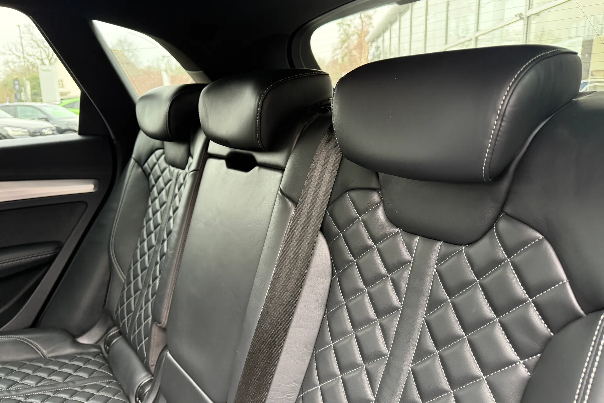 Audi Q5 thumbnail image number 40