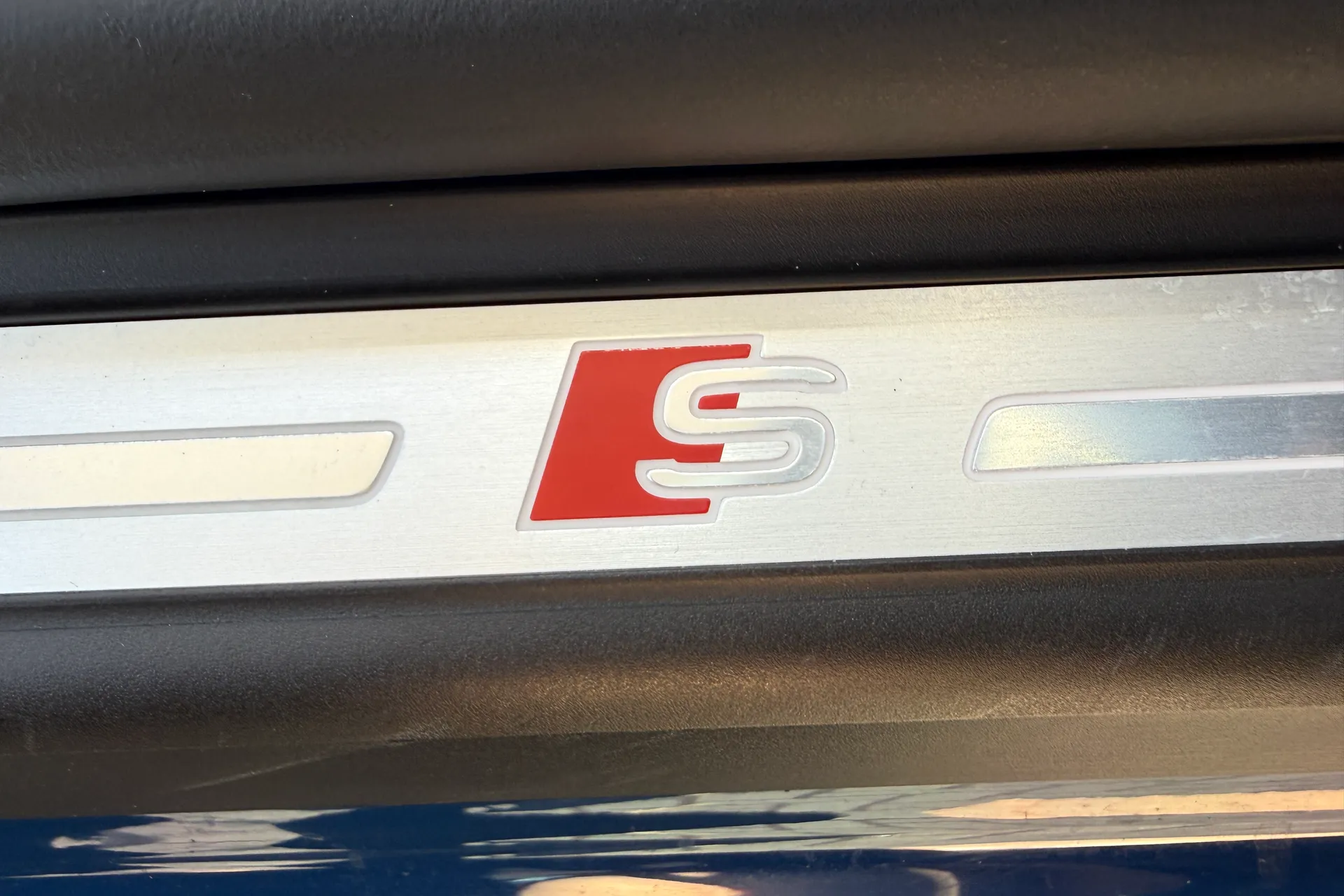 Audi Q8 thumbnail image number 39