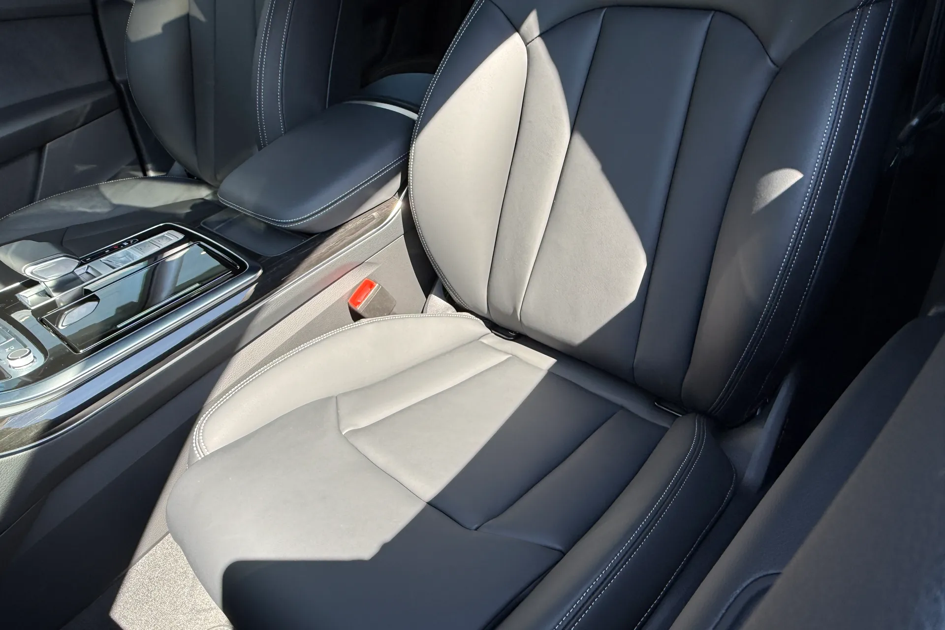 Audi Q8 thumbnail image number 61