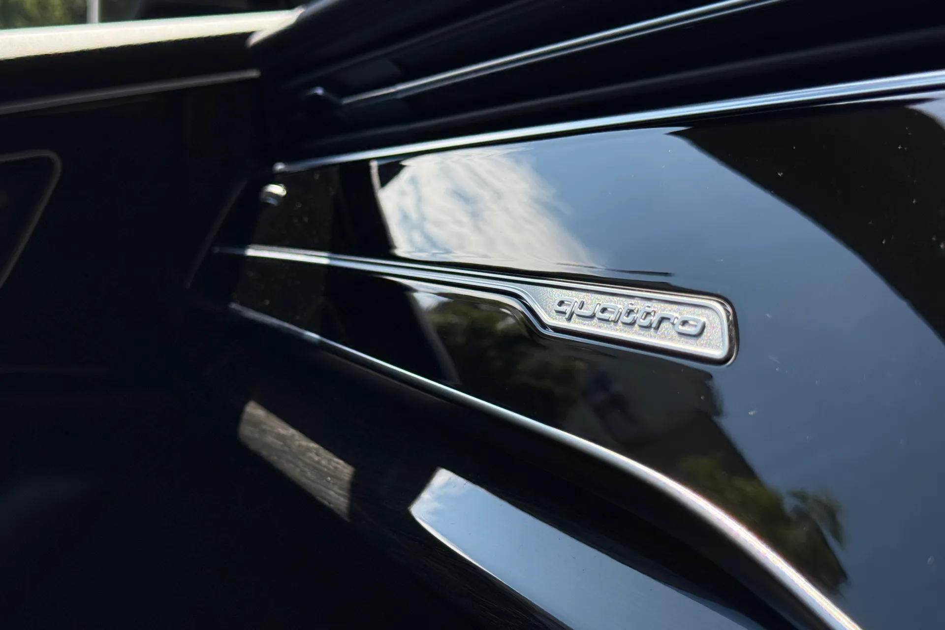 Audi Q8 thumbnail image number 32
