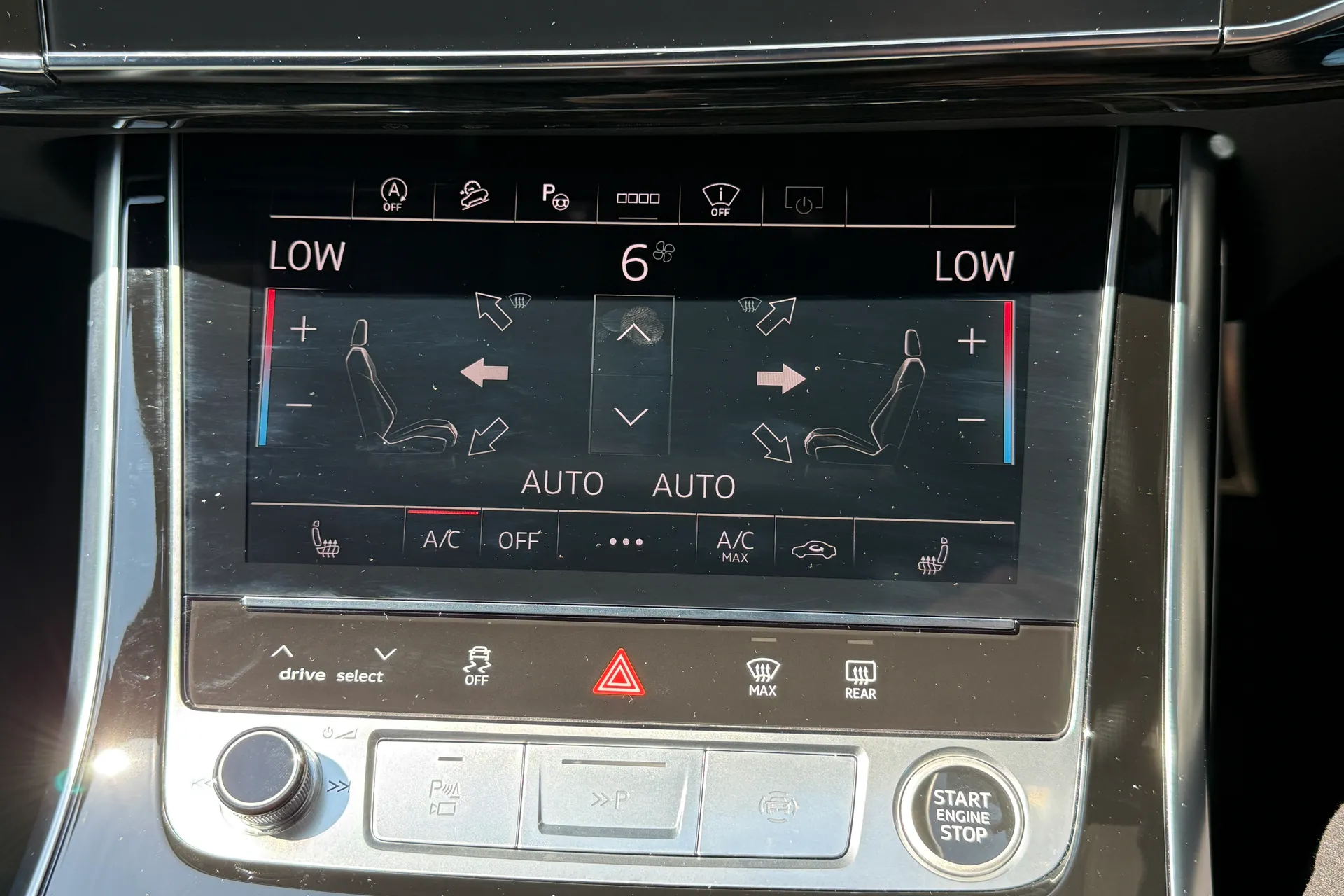 Audi Q8 thumbnail image number 28