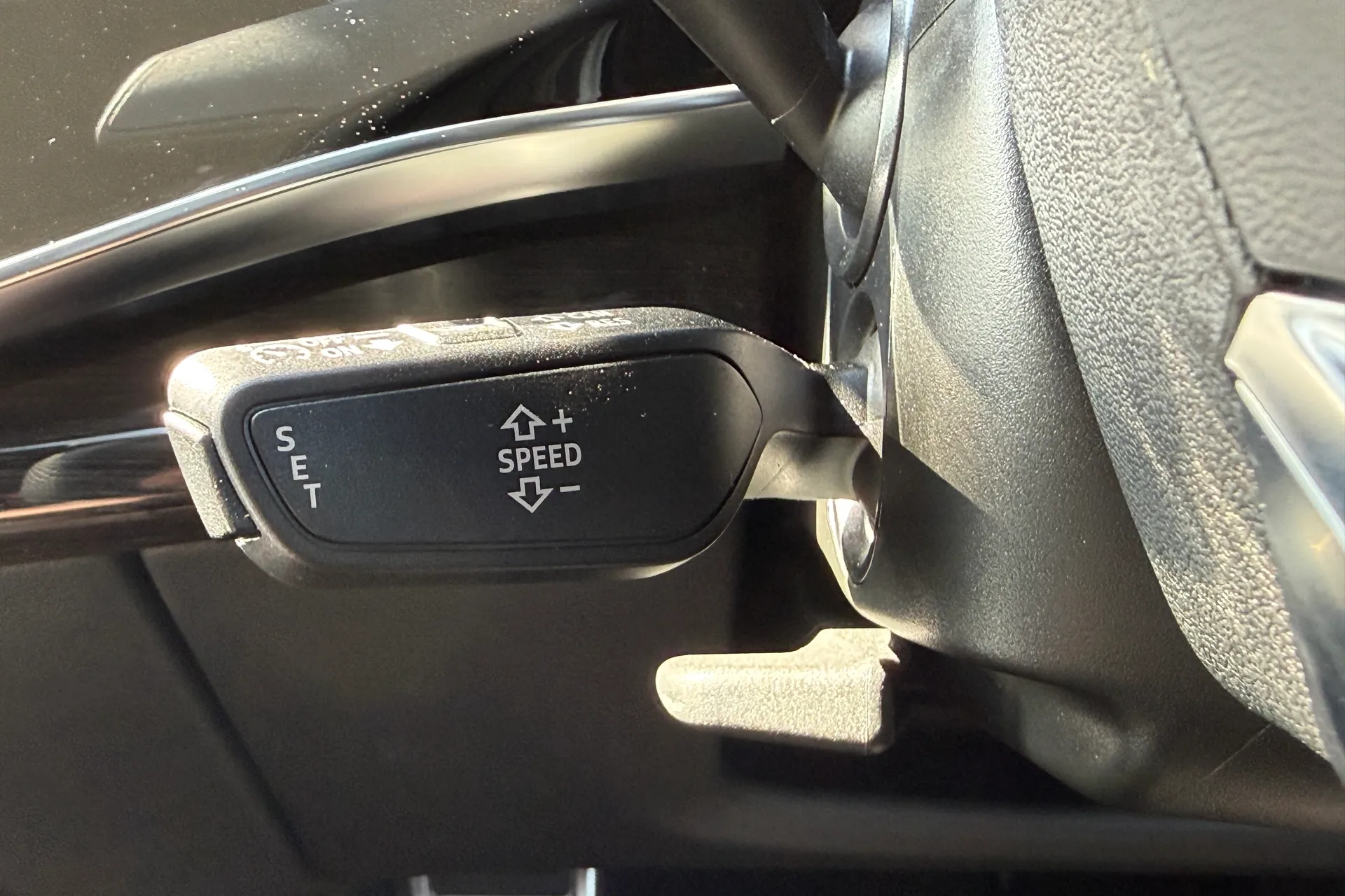 Audi Q8 thumbnail image number 21