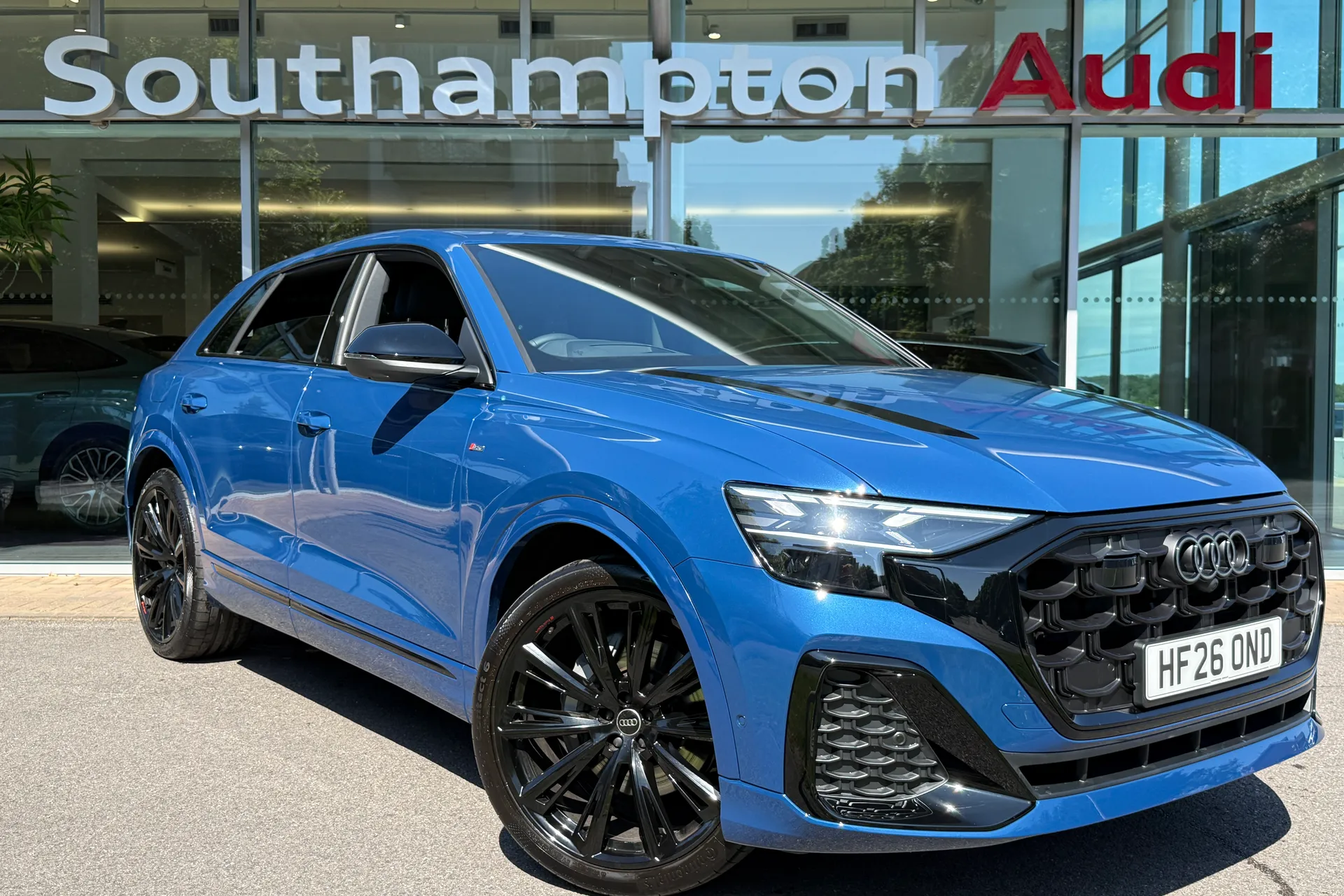 Audi Q8 focused image