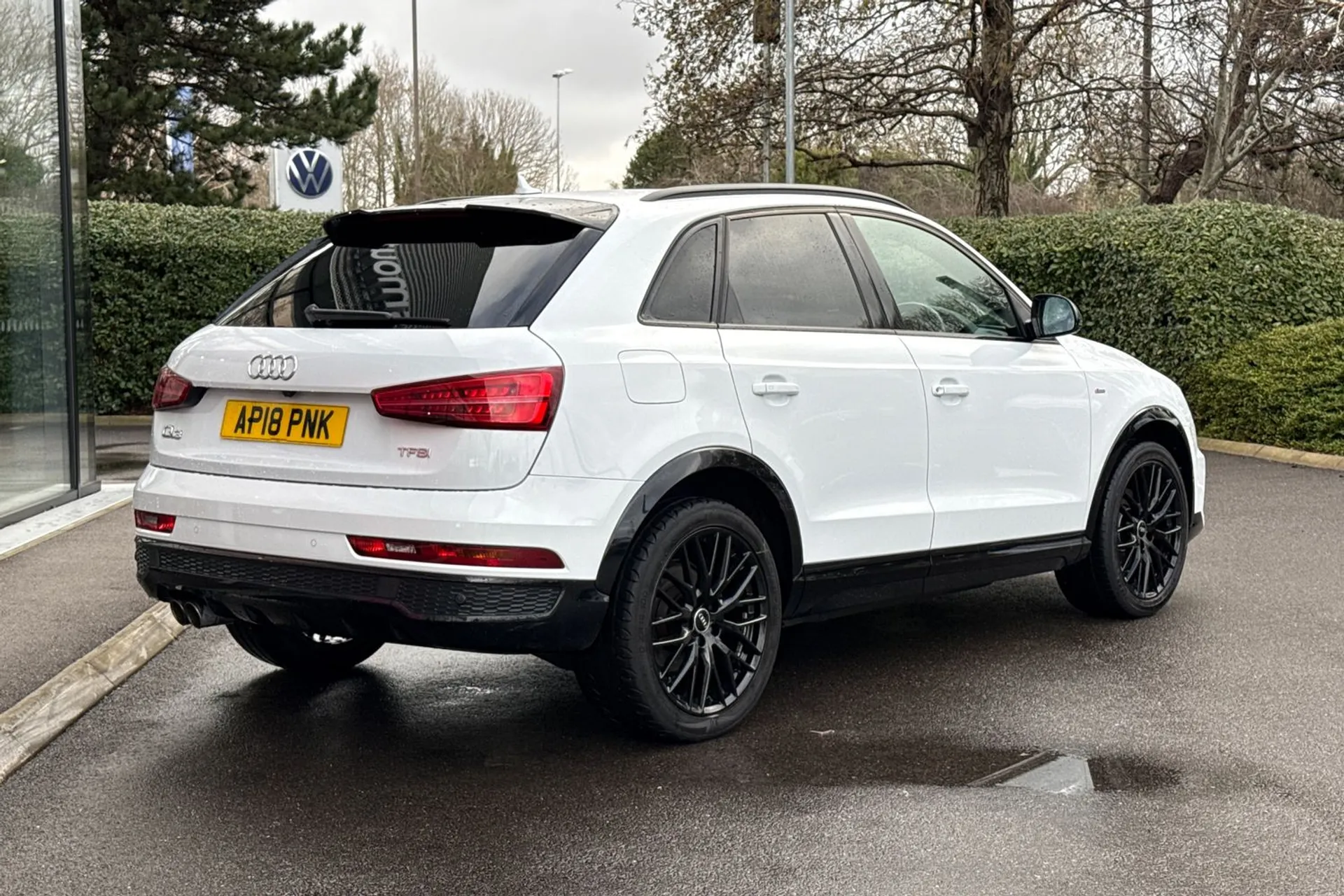 Audi Q3 thumbnail image number 8