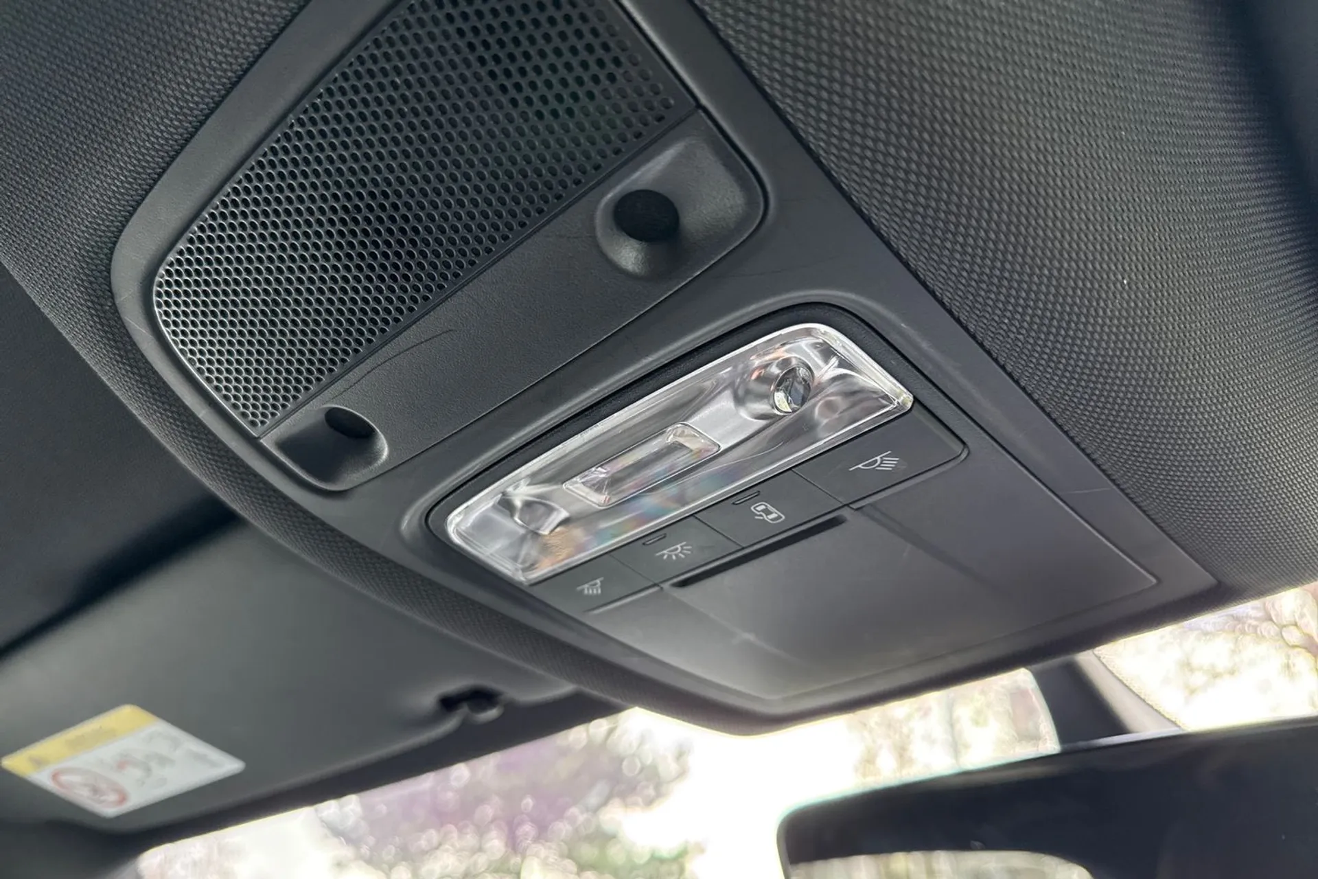 Audi Q3 thumbnail image number 35