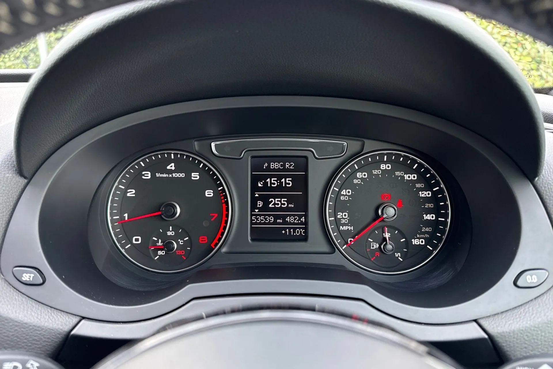 Audi Q3 thumbnail image number 22