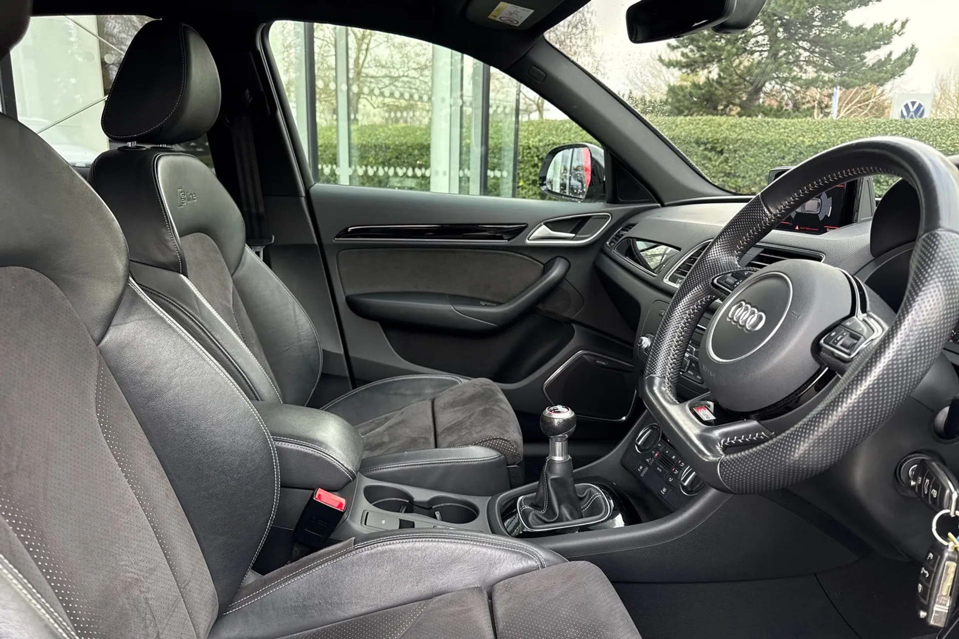 Audi Q3 thumbnail image number 42