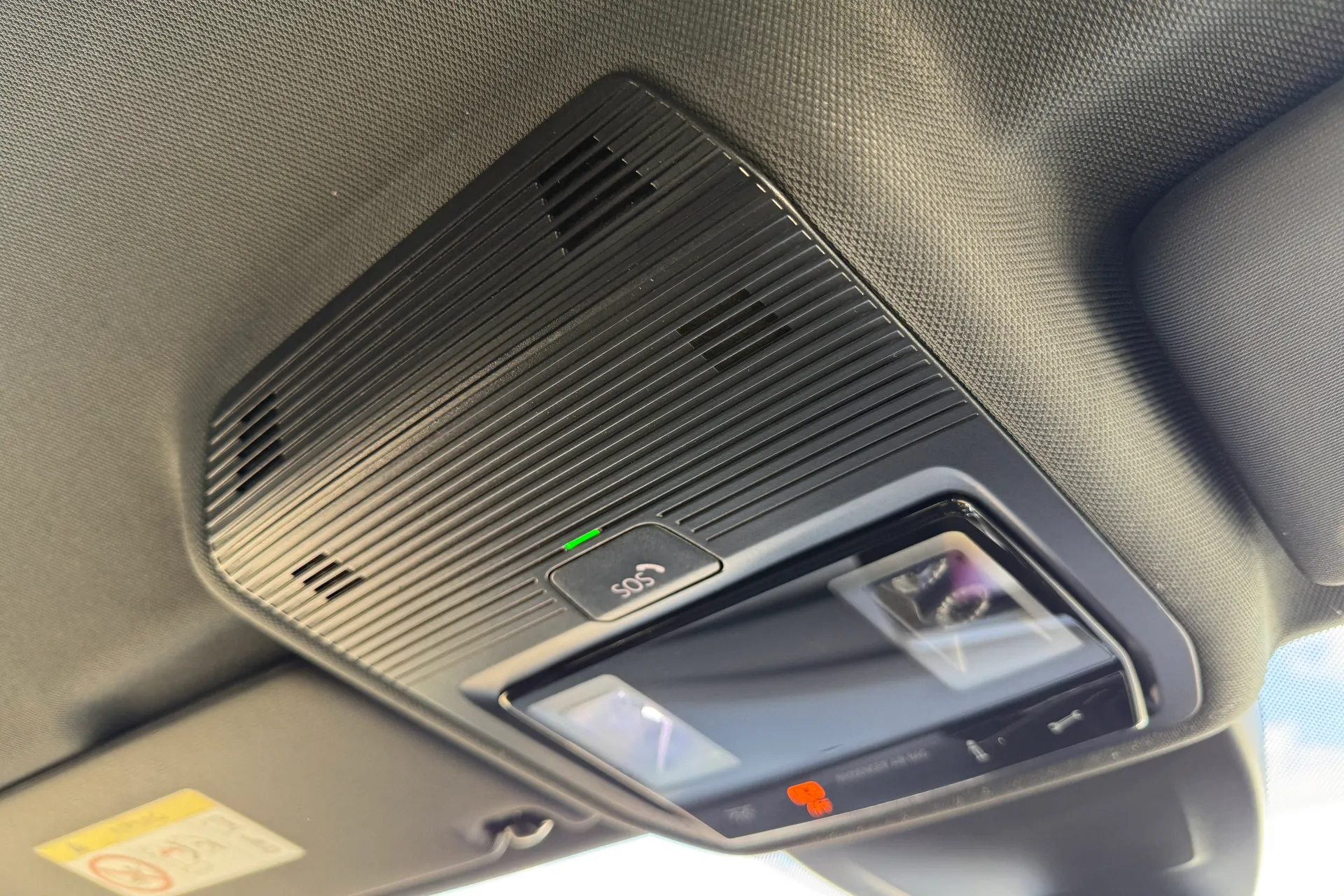 VOLKSWAGEN GOLF thumbnail image number 20