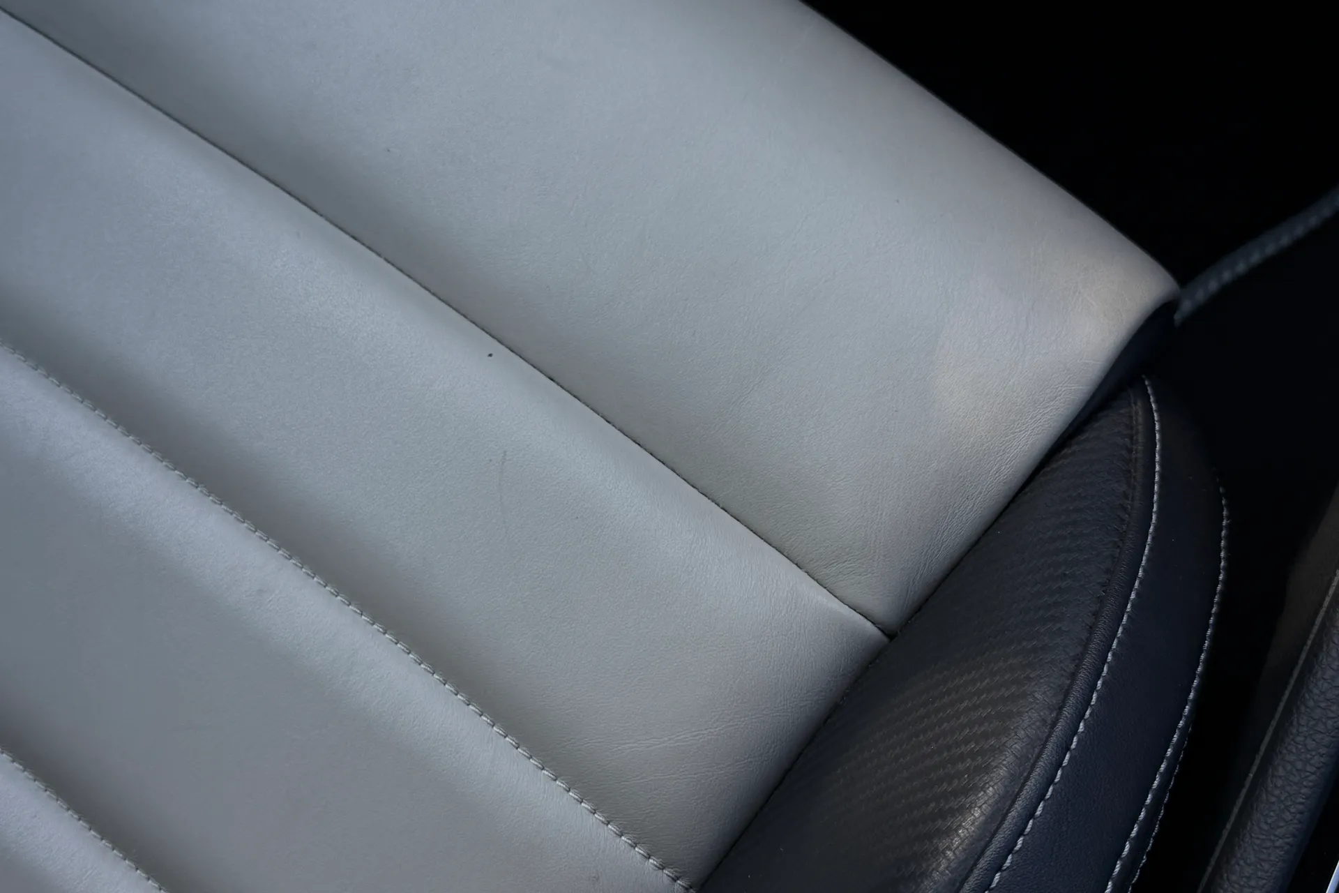 VOLKSWAGEN GOLF thumbnail image number 29