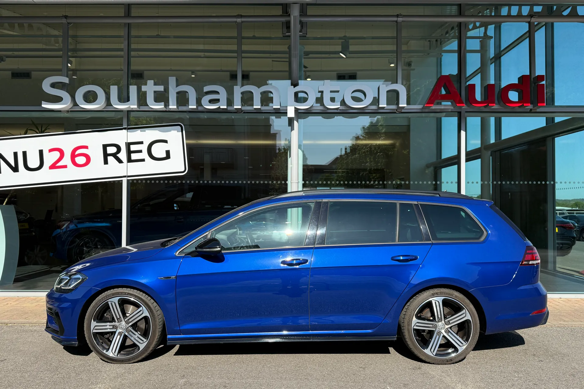 VOLKSWAGEN GOLF thumbnail image number 51