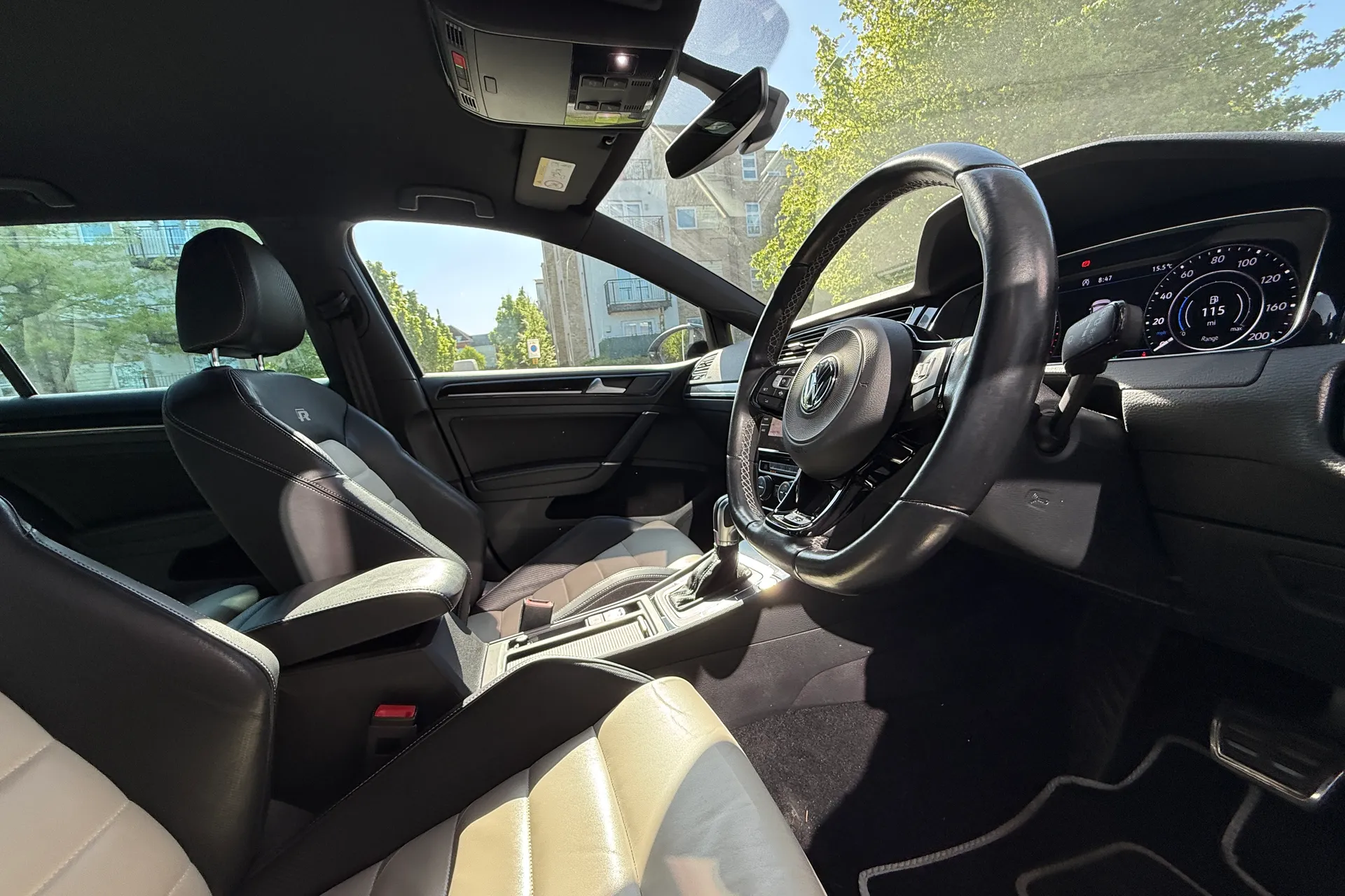 VOLKSWAGEN GOLF thumbnail image number 12