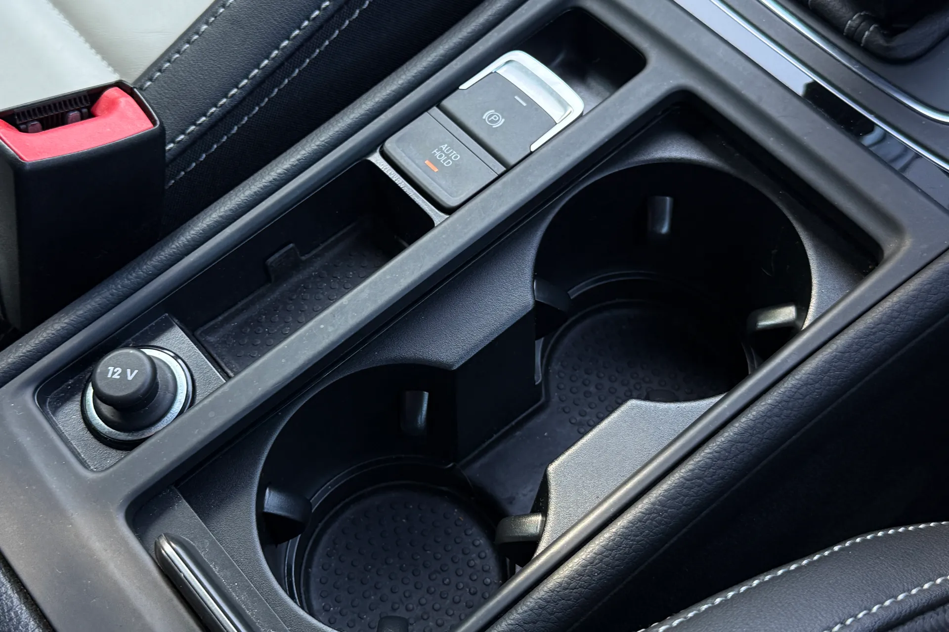 VOLKSWAGEN GOLF thumbnail image number 32