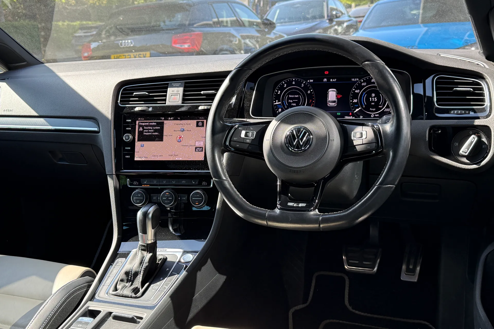 VOLKSWAGEN GOLF thumbnail image number 40