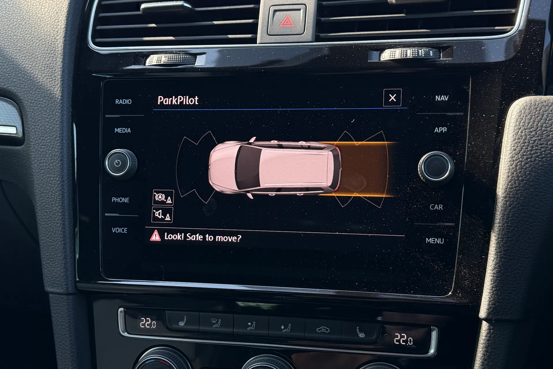 VOLKSWAGEN GOLF thumbnail image number 5