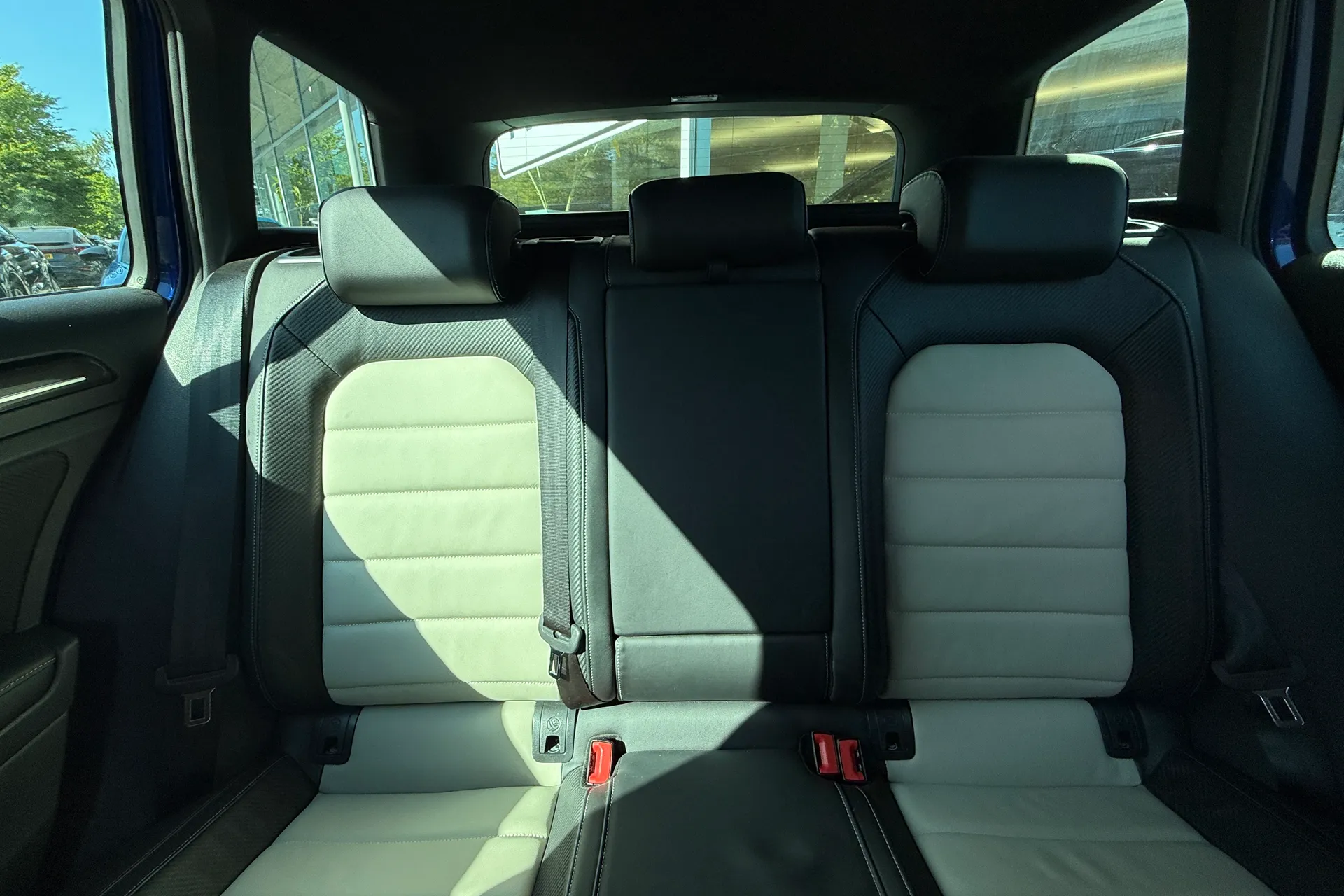 VOLKSWAGEN GOLF thumbnail image number 63